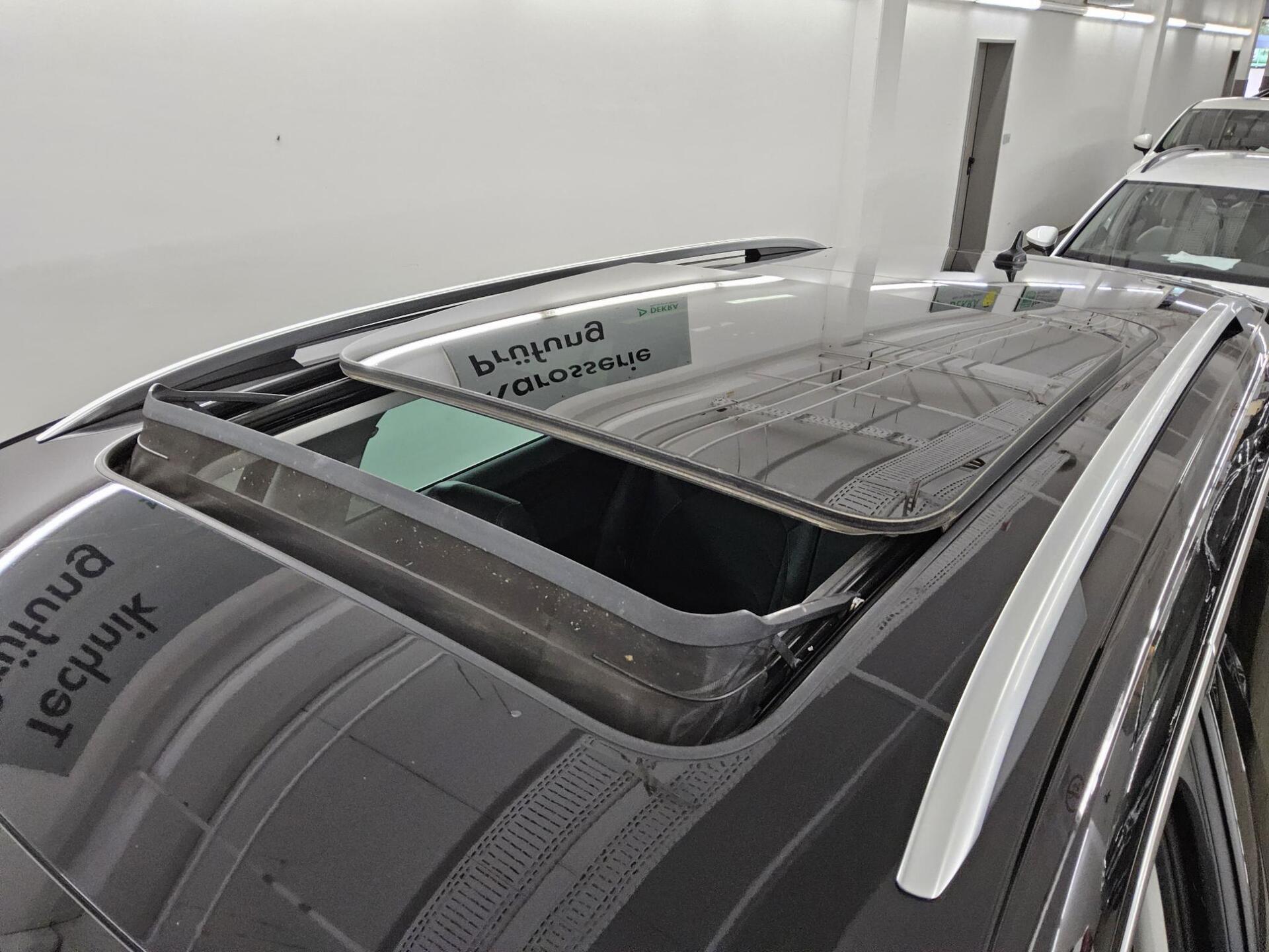 Skoda Kodiaq 2.0 TDI 4x4 Scout T-Leder Navi LED Pano 12