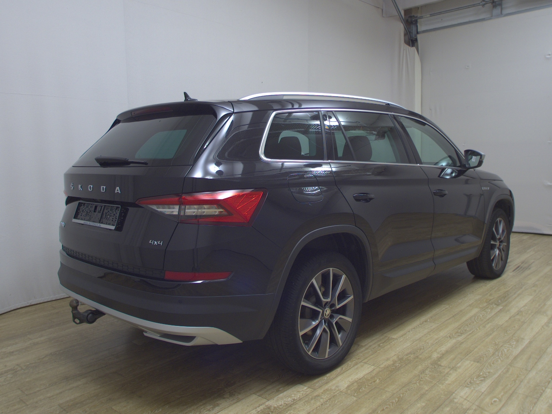 Skoda Kodiaq 2.0 TDI 4x4 Scout T-Leder Navi LED Pano 4