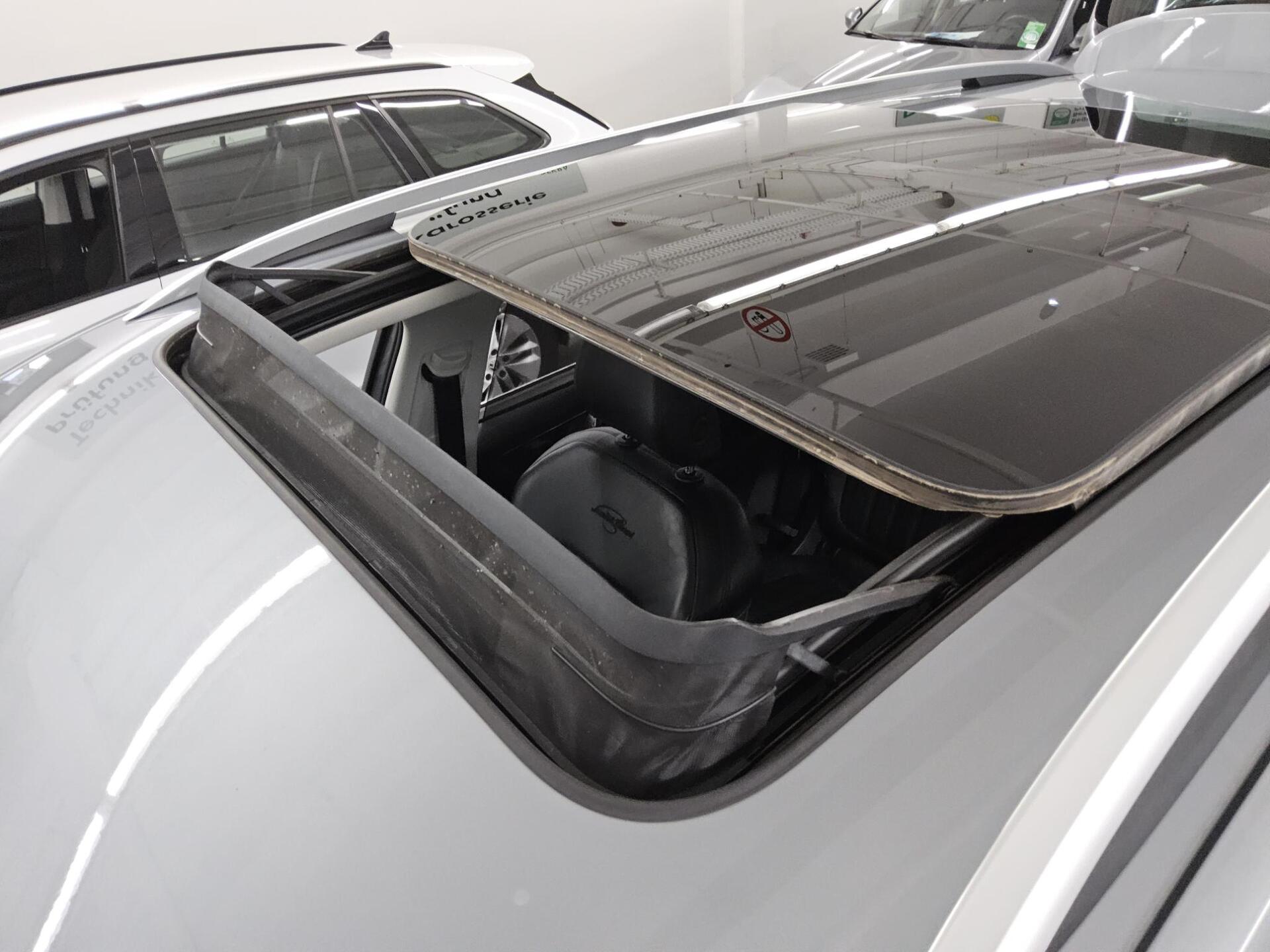 Skoda Kodiaq 2.0 TDI 4x4 L&K Leder LED Canton Pano AHK 13