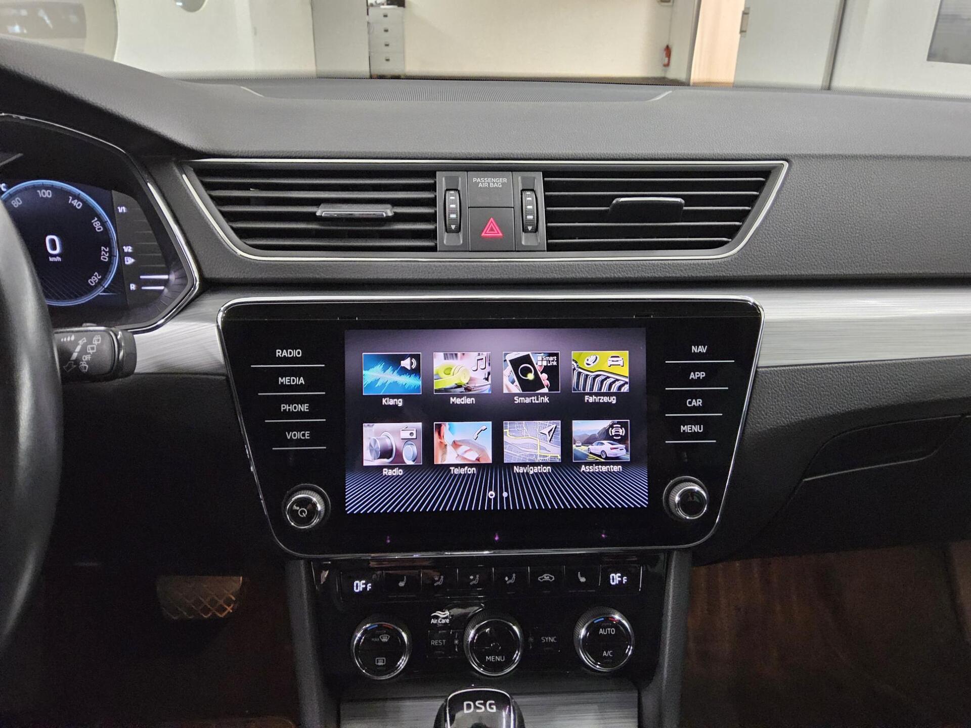 Skoda Superb Kombi 2.0 TDI Ambition Navi LED vc PDC 7