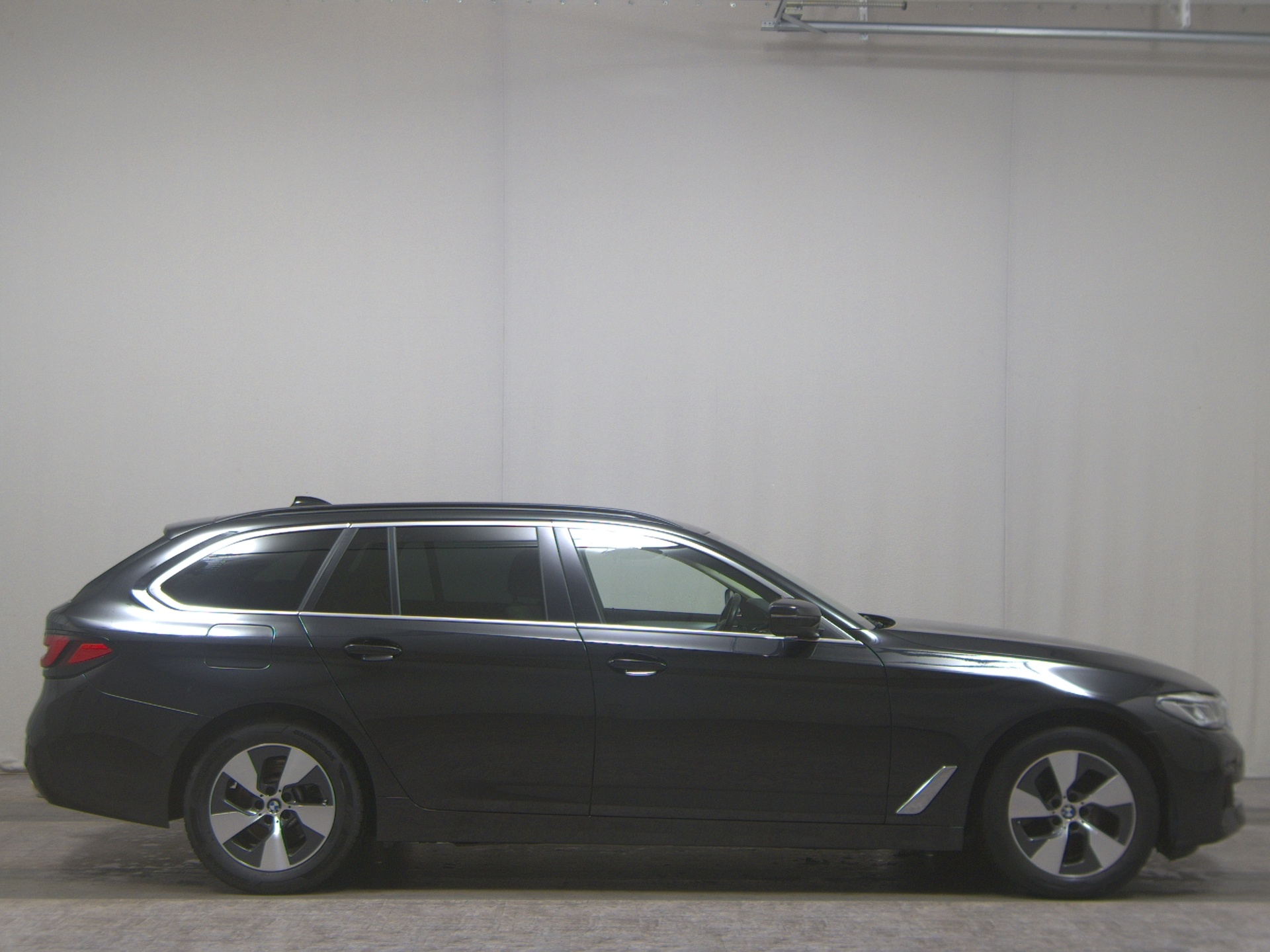 BMW 520dA Touring xDr Leder Navi LED+ LC prof. AHK