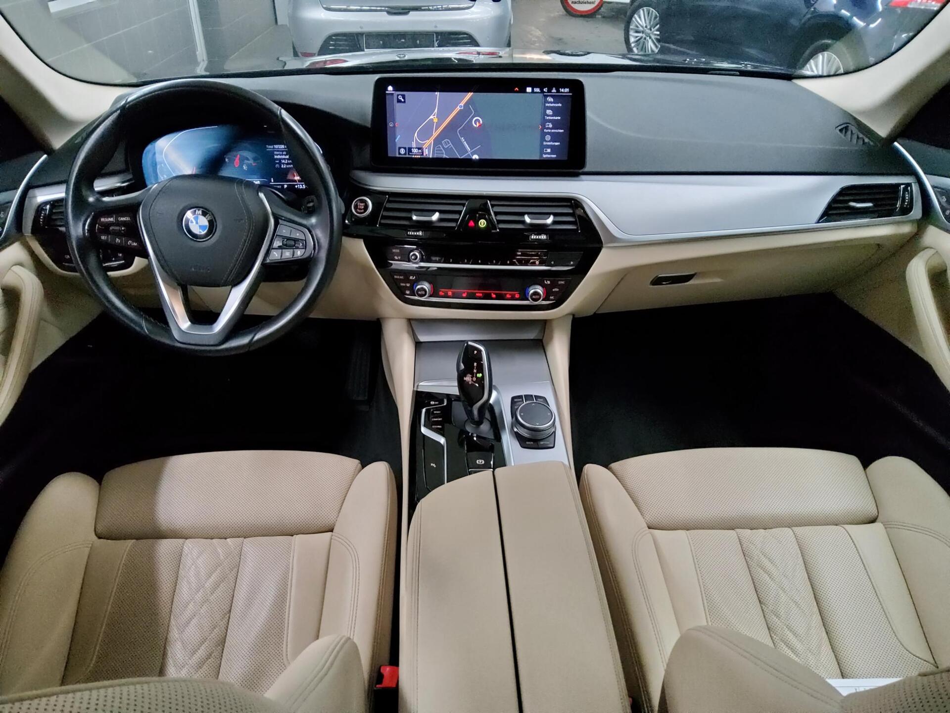 BMW 520dA Touring xDr Leder Navi LED+ LC prof. AHK 5