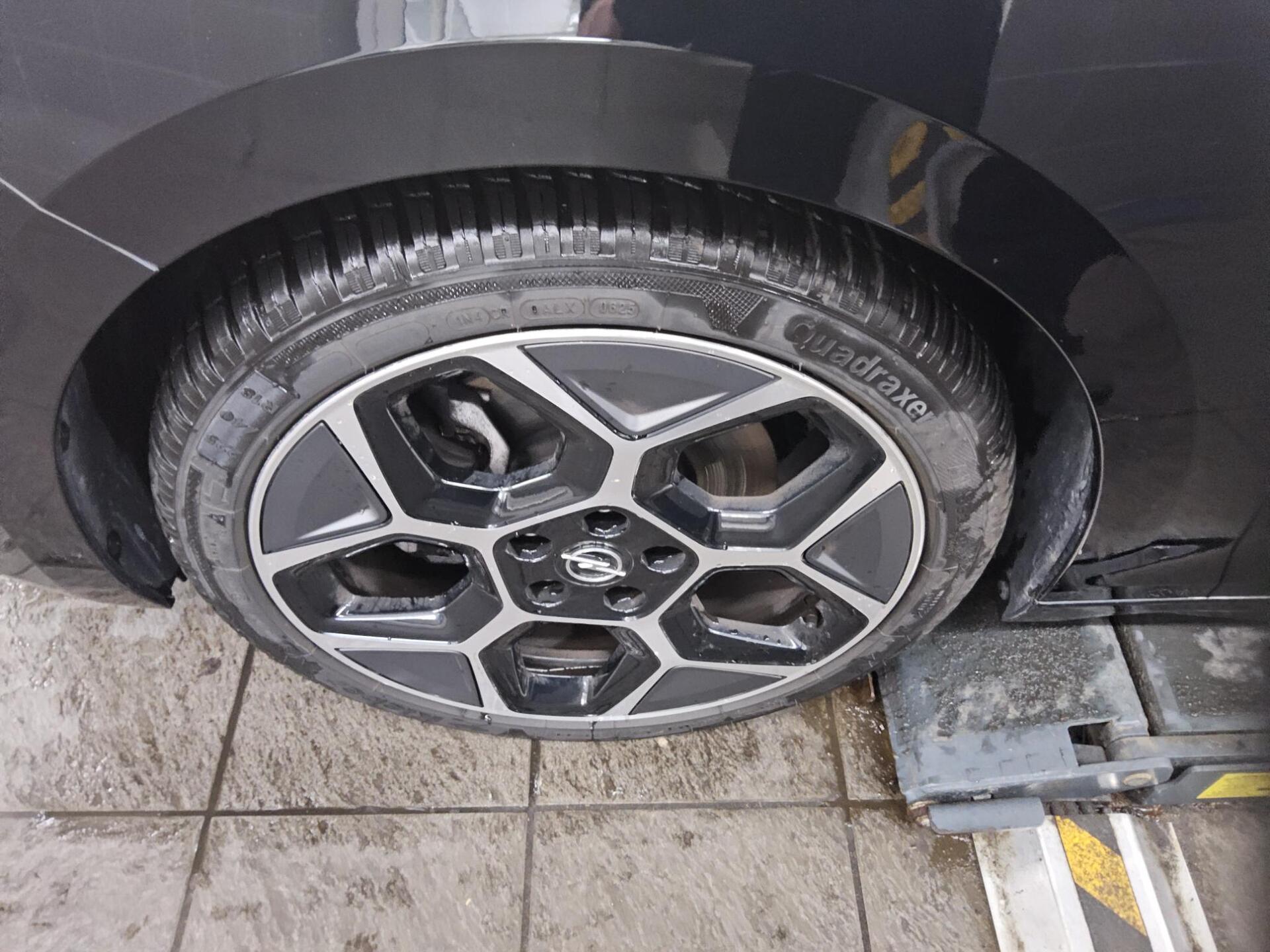 Opel Astra ST 1.2 Turbo Ultimate Navi LED HuD DC ACC 11