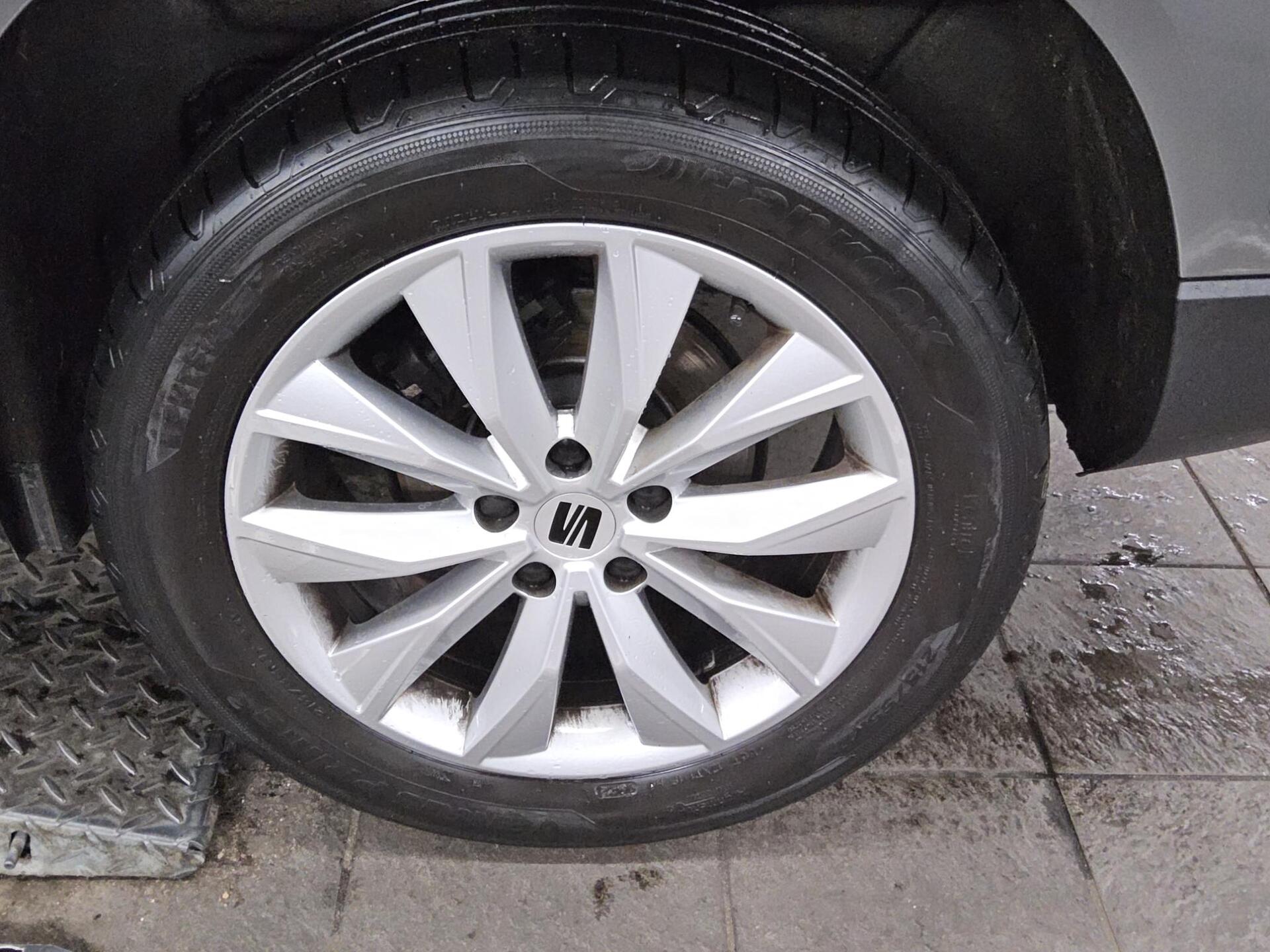 Seat Ateca 1.0 TSI Style Navi LED AHK PDC 10