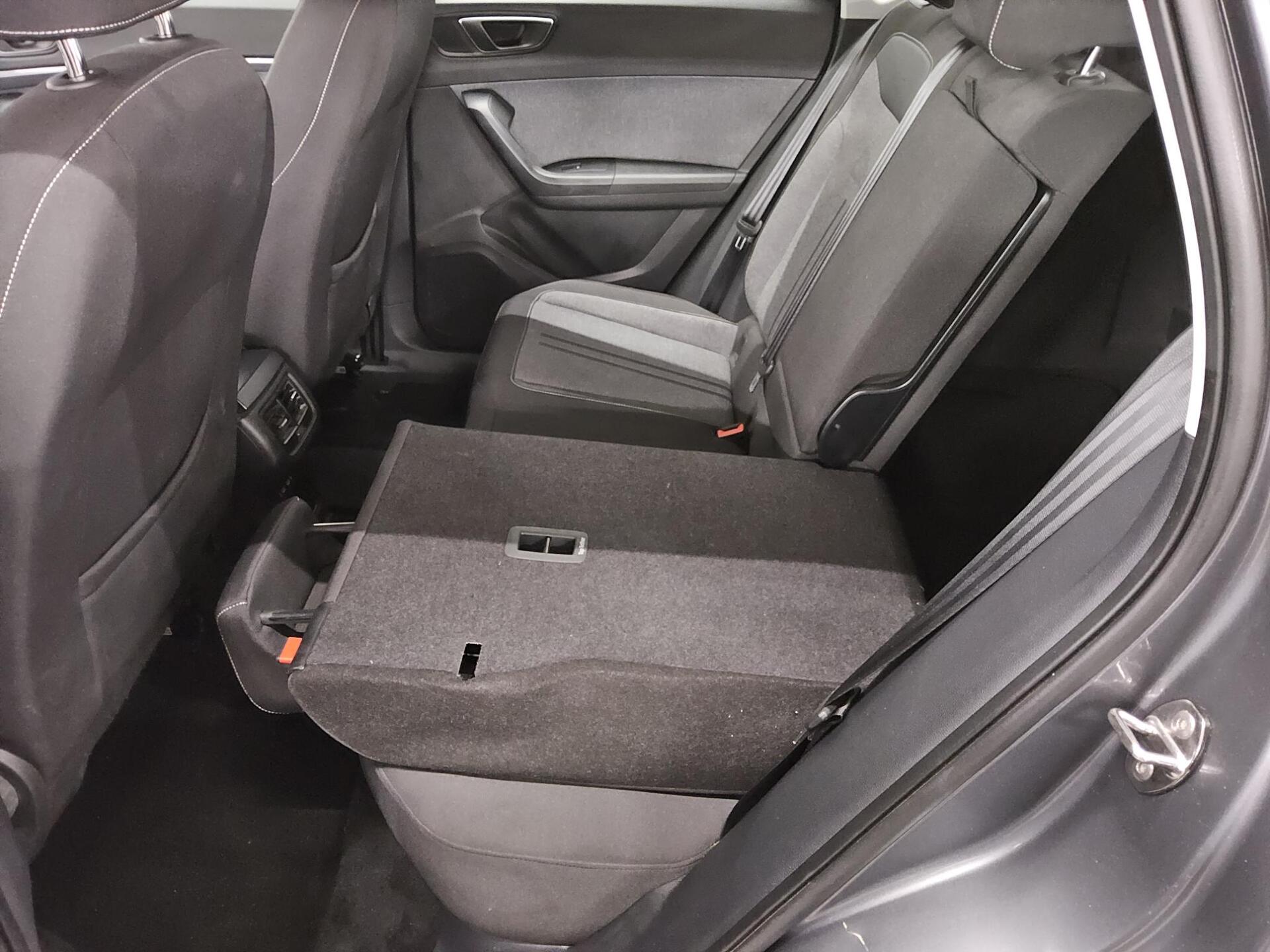 Seat Ateca 1.0 TSI Style Navi LED AHK PDC 12