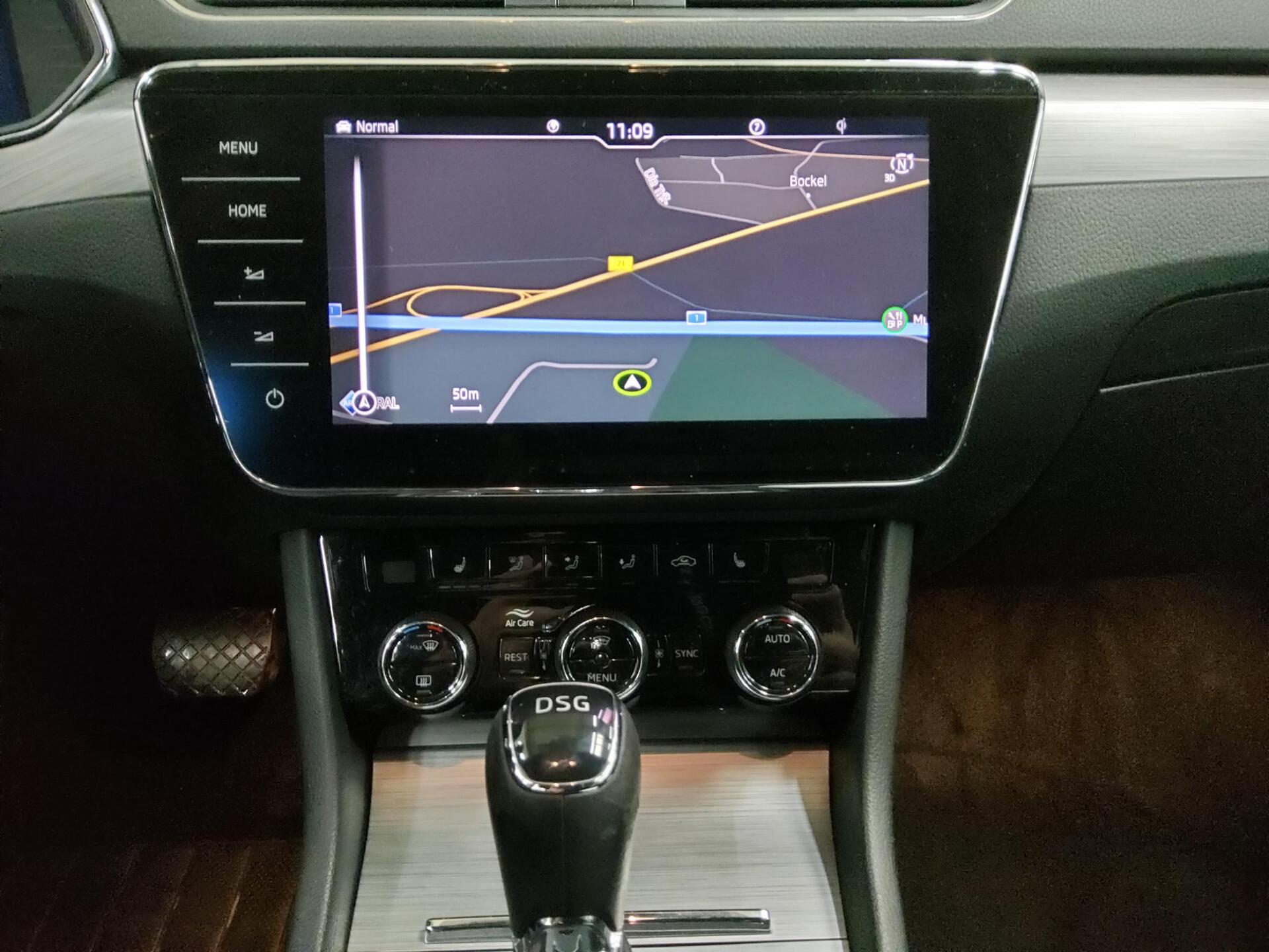 Skoda Superb 2.0 TDI Ambition Navi LED vc ACC RFK Shz 7