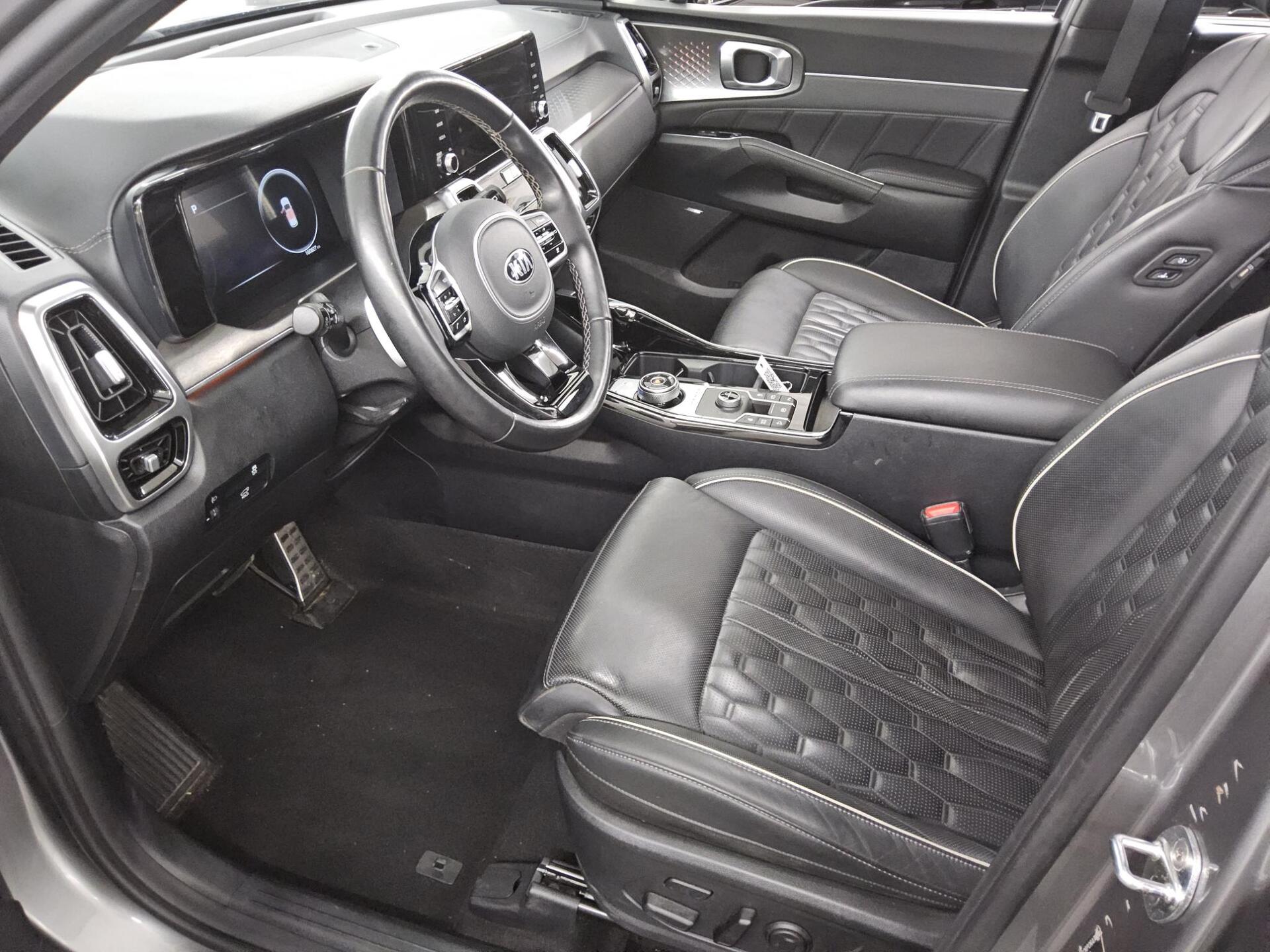 Kia Sorento 2.2 CRDI 4WD Platinum Navi LED Pano AHK 9