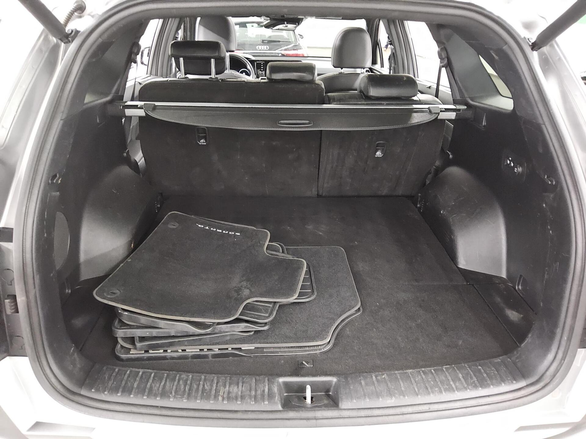 Kia Sorento 2.2 CRDI 4WD Platinum Navi LED Pano AHK 12