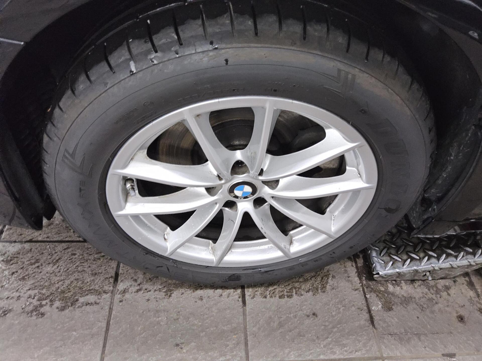 BMW 520dA Touring Leder LC Prof. ACC Memory RFK 11