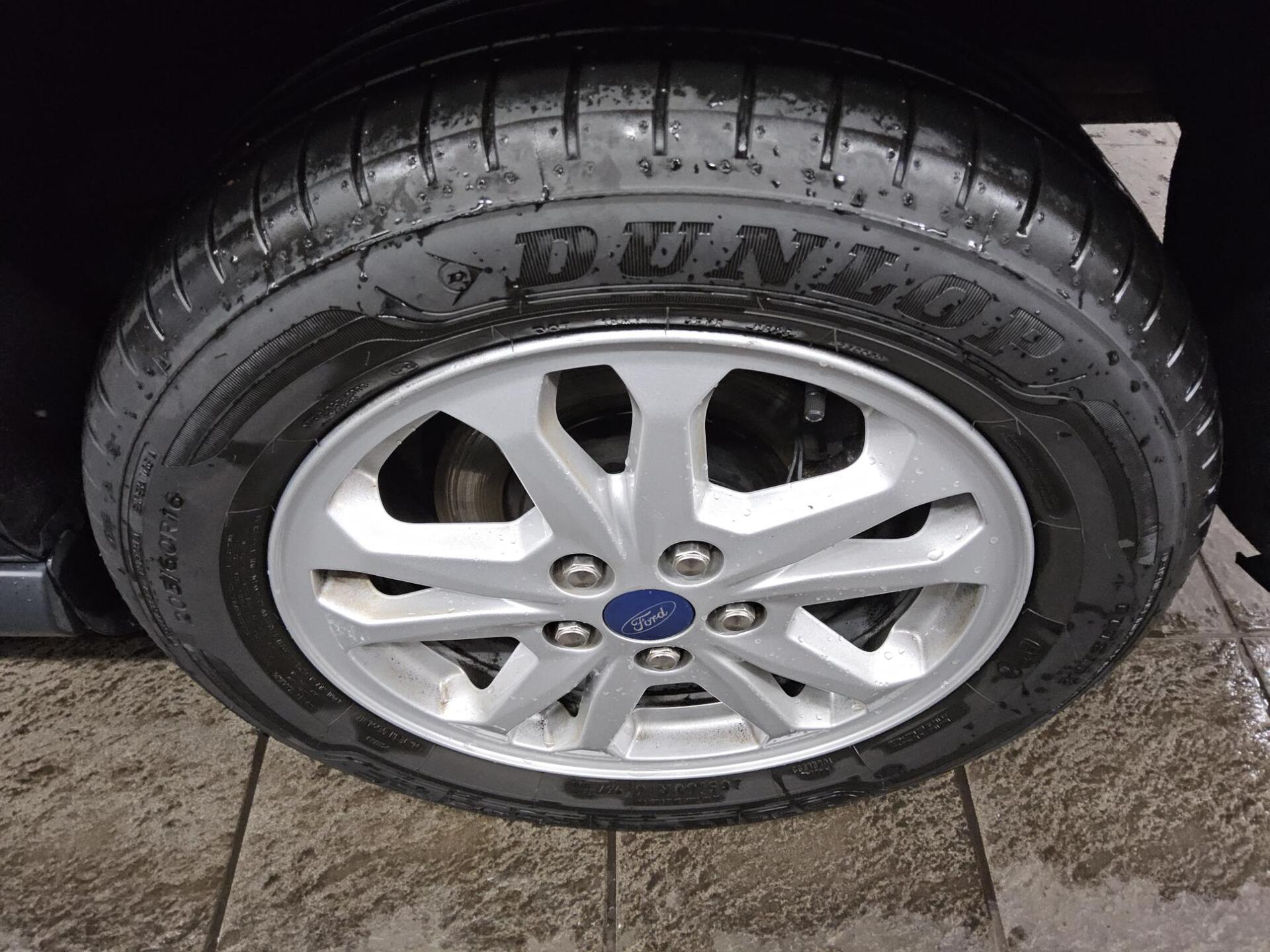 Ford Transit Connect 1.5 EB Trend Navi Xenon RFK ACC 10