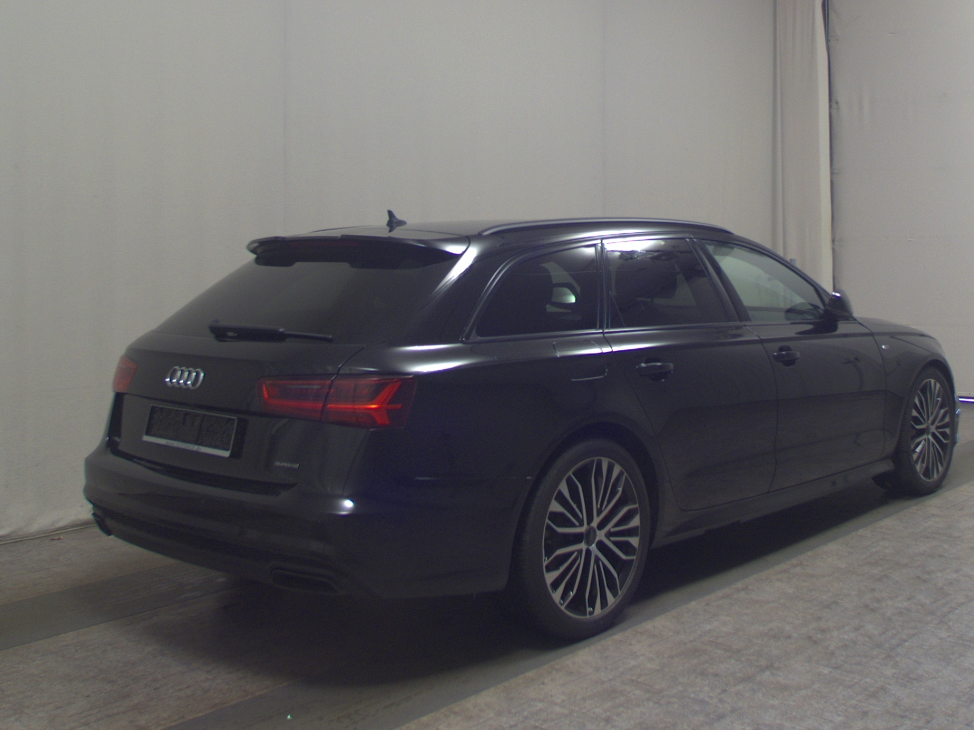Audi A6 Avant 3.0 TDI Qu. Comp. Leder Xenon Bose RFK 4