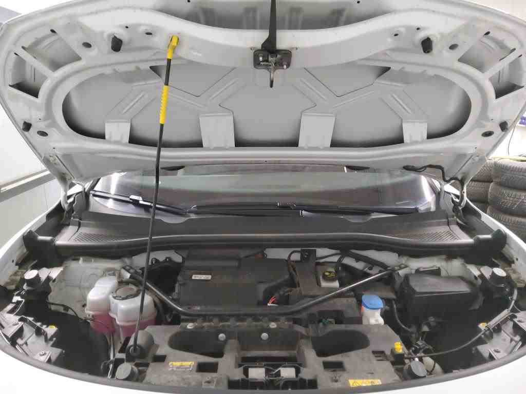 Volkswagen ID.4 Pure Performance NAVI KLIMAAUT SHZ RFK LED 10