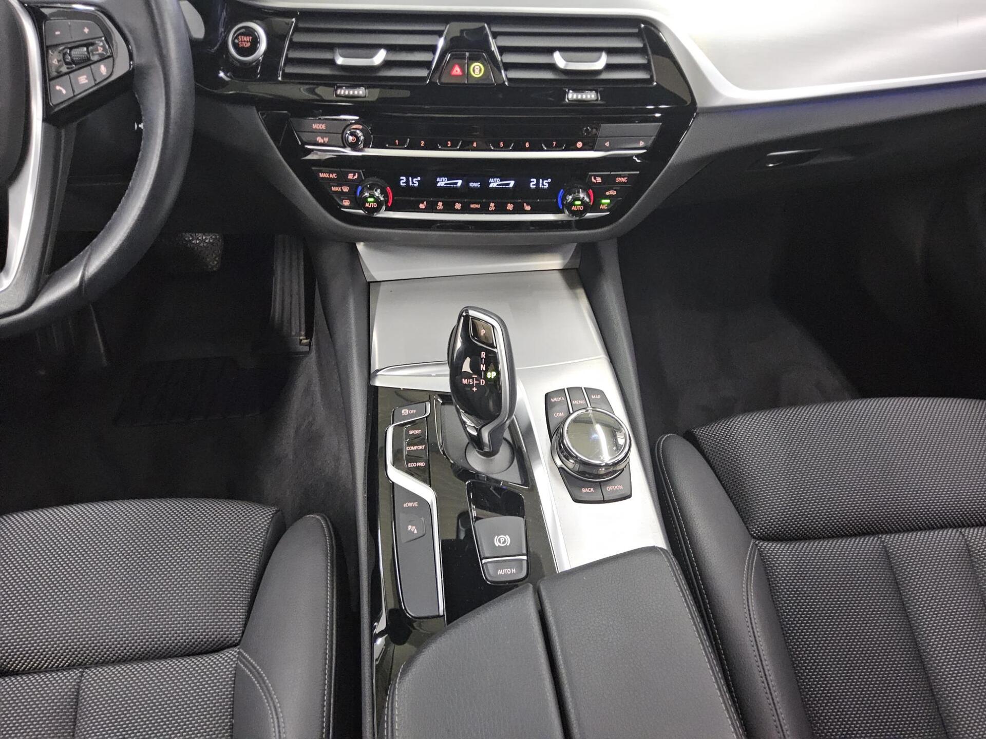 BMW 530e xDr Sport-Line LED LC Prof. GSD H-K HuD 6