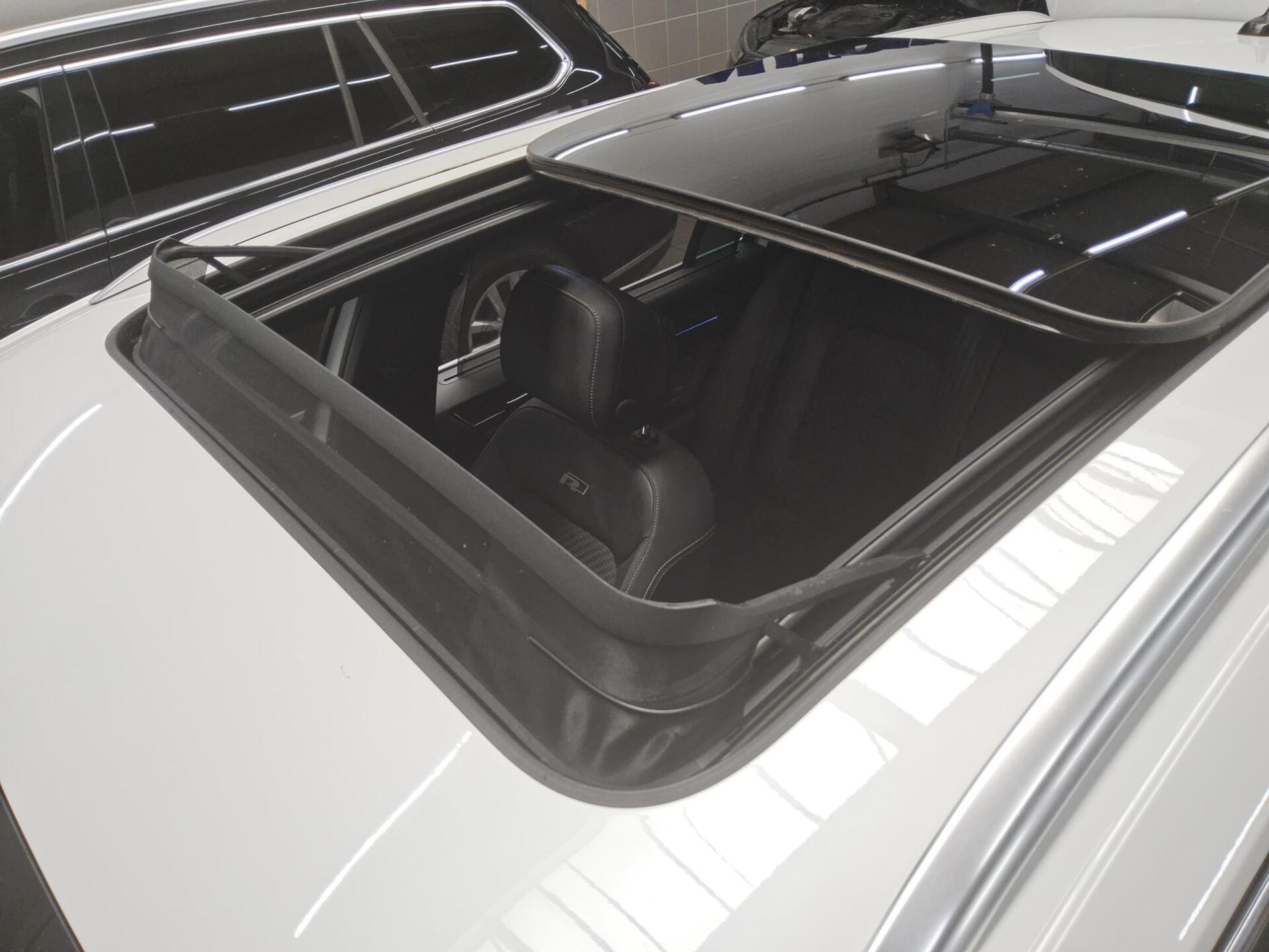 Volkswagen Passat Var. 2.0 TSI R-Line Pano AID Navi HuD AHK 13