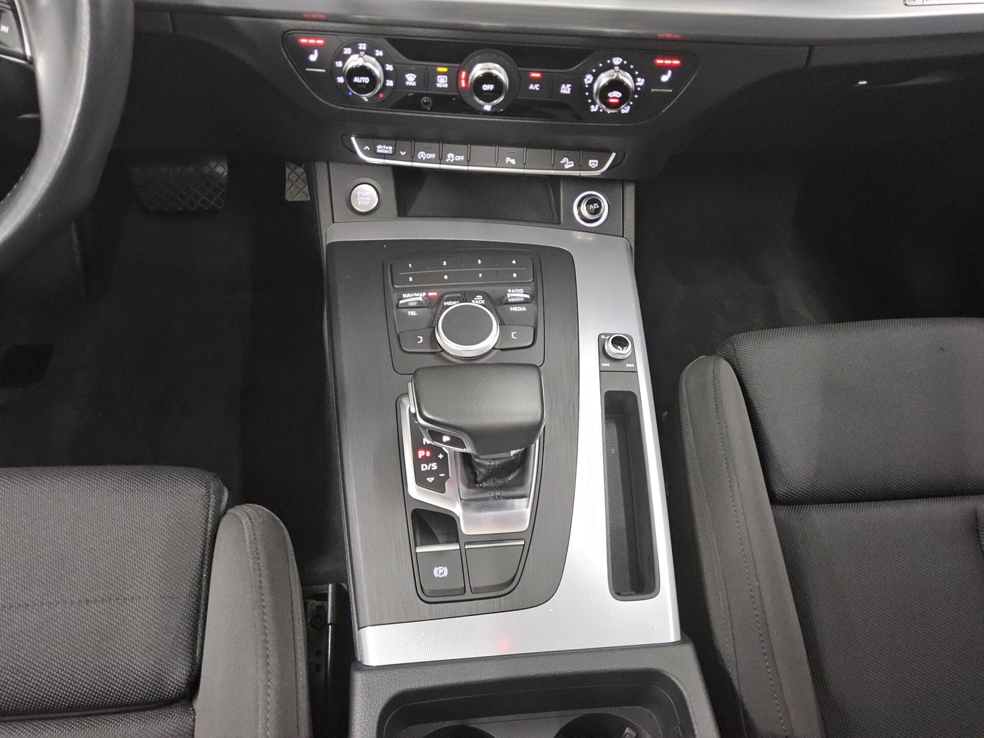 Audi Q5 40 TDI Qu. sport Navi Xenon Pano Ahk PDC SHZ 6