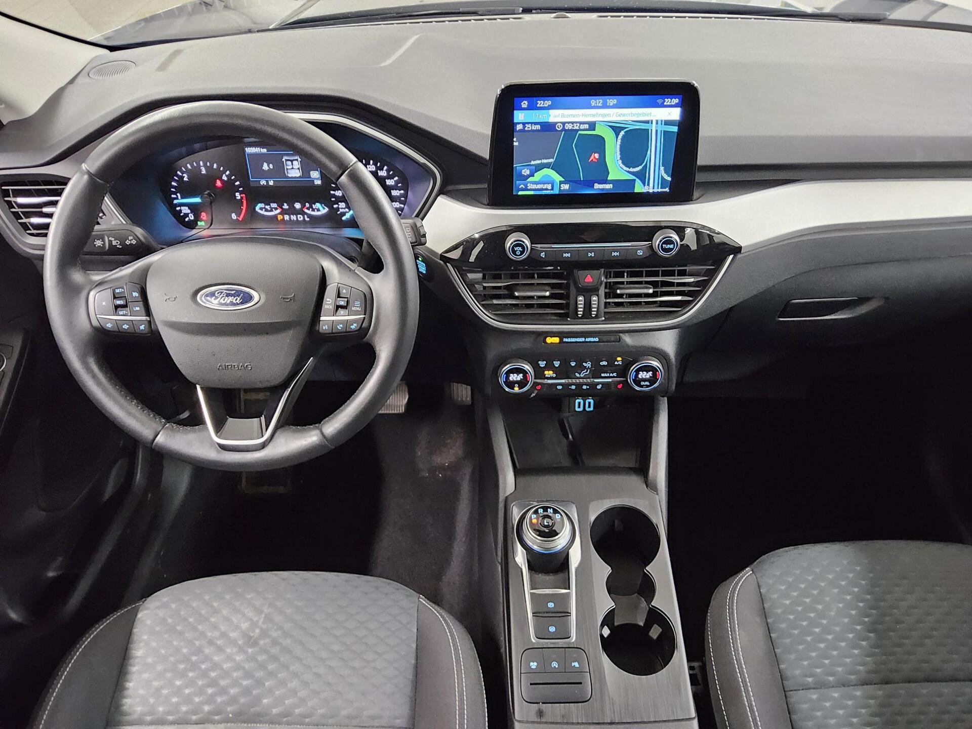 Ford Kuga 2.0 EB Cool&Connect Navi PDC AHK StHzg 5