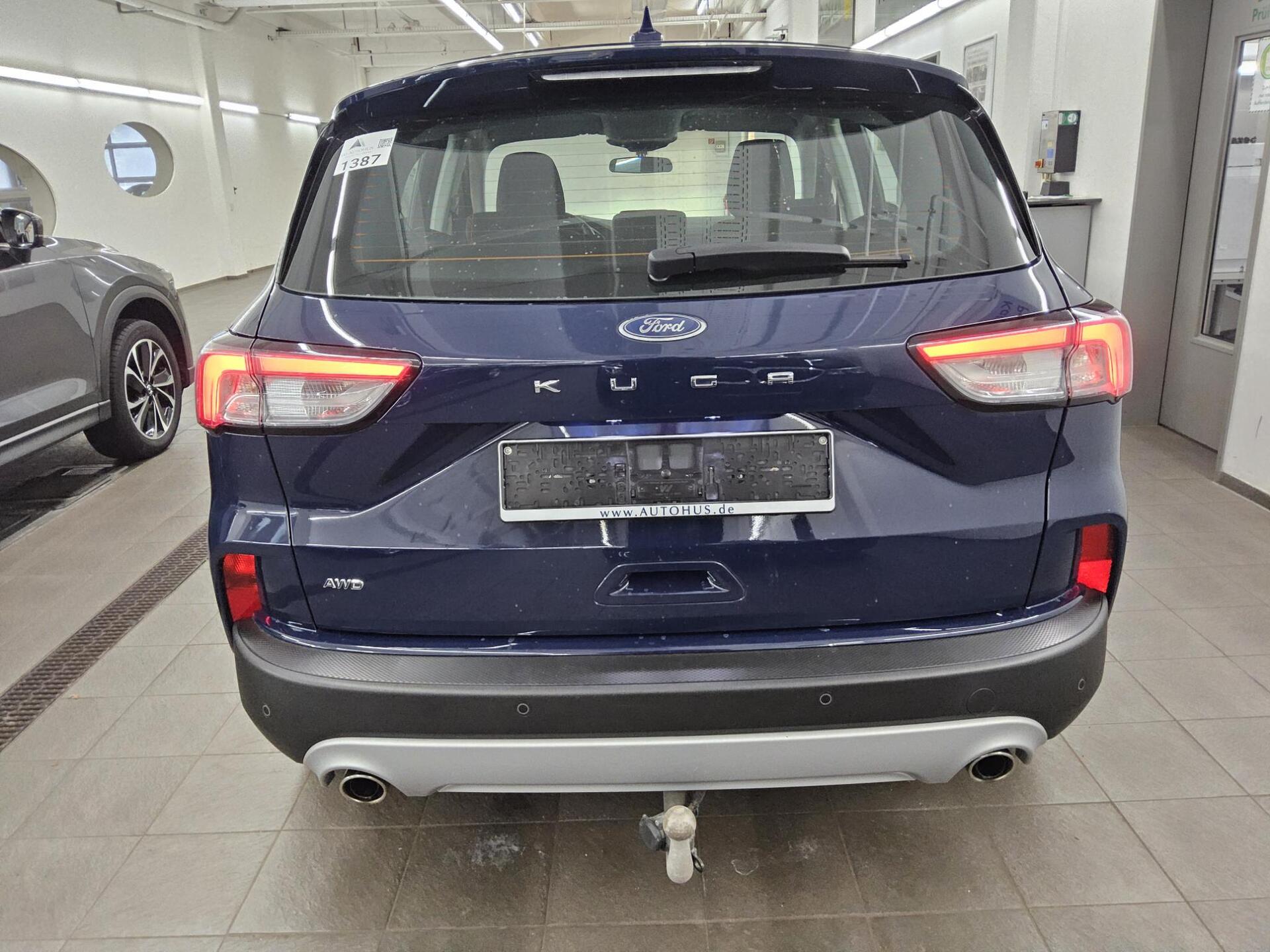 Ford Kuga 2.0 EB Cool&Connect Navi PDC AHK StHzg 10