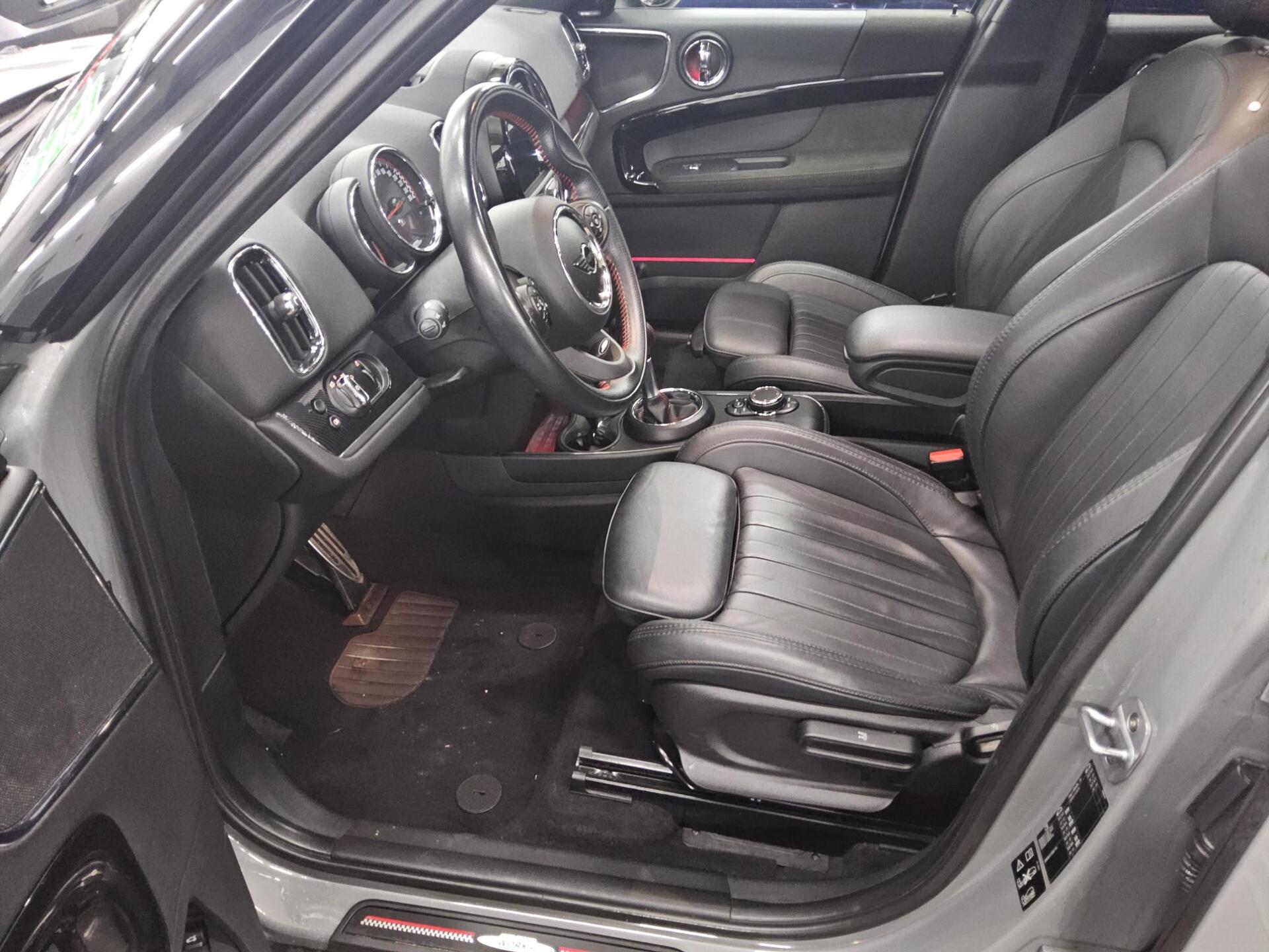 MINI Cooper Countryman ALL4 Navi LED HuD Pano Harman 8