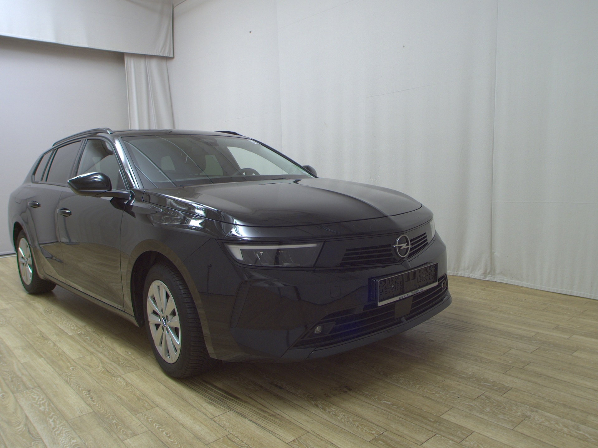 Opel Astra ST 1.2 Turbo Edition Navi LED DC RFK SHZ 3