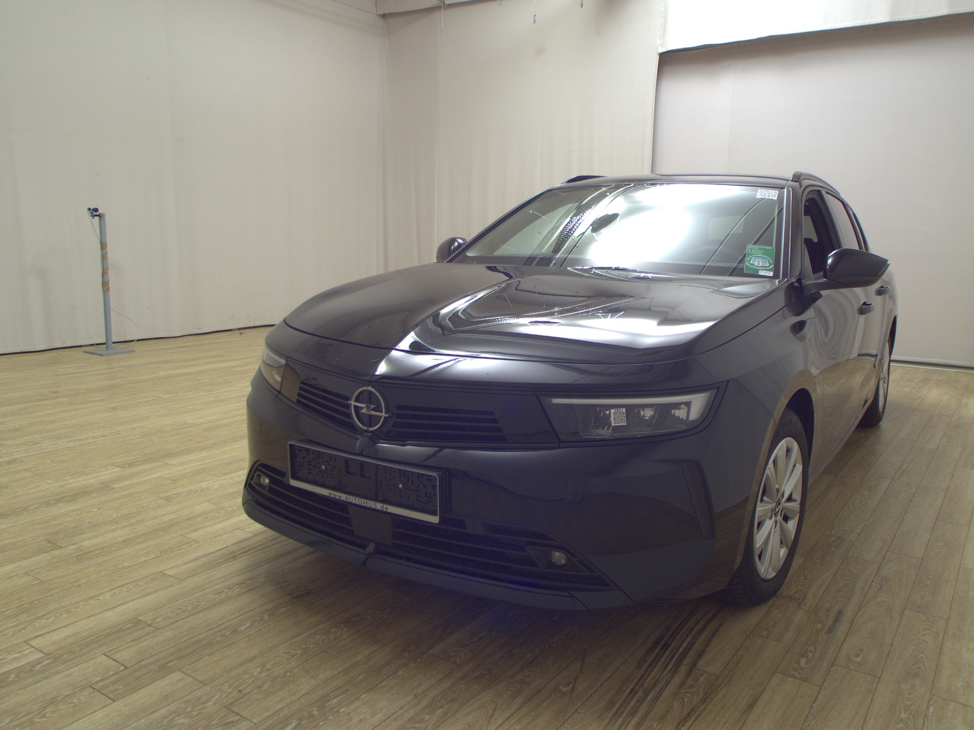 Opel Astra ST 1.2 Turbo Edition Navi LED DC RFK SHZ 2