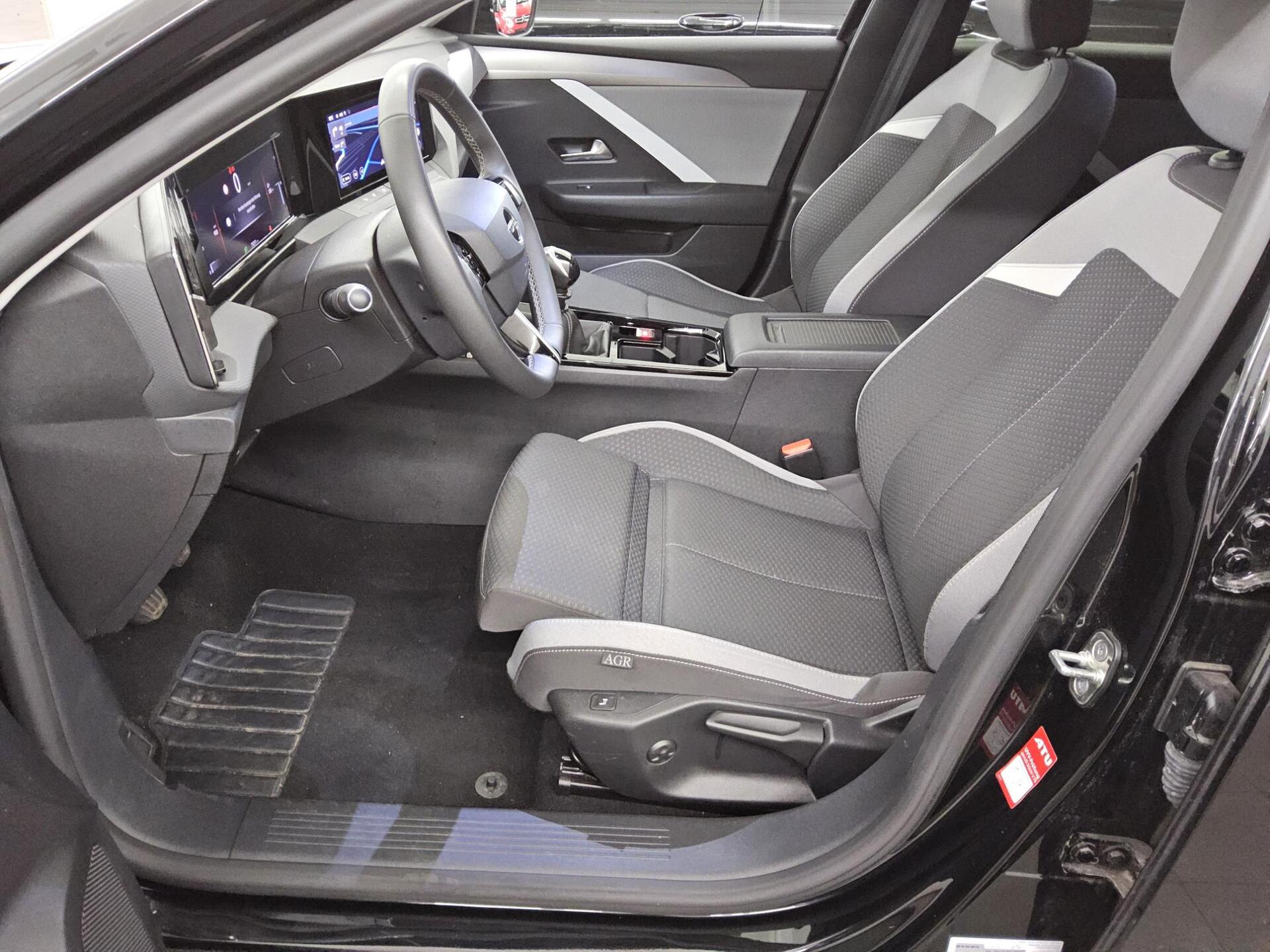 Opel Astra ST 1.2 Turbo Edition Navi LED DC RFK SHZ 9