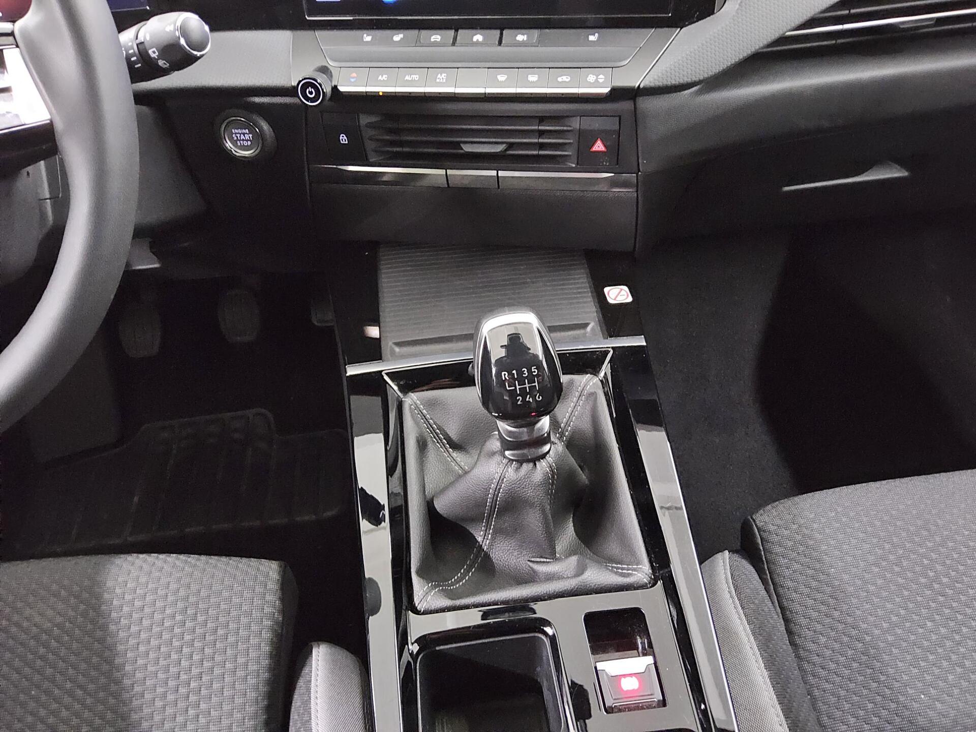 Opel Astra ST 1.2 Turbo Edition Navi LED DC RFK SHZ 6