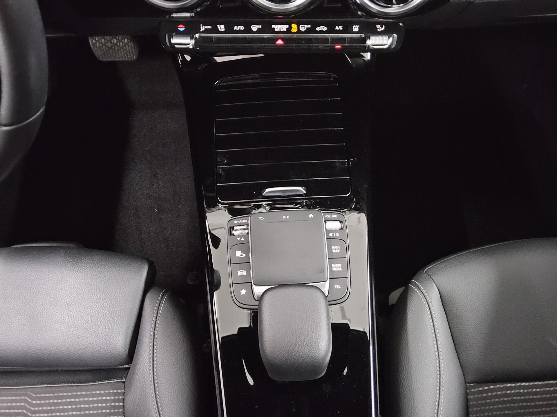 Mercedes-Benz CLA 250 Shooting Brake e Navi MBUX Panorama RFK 6