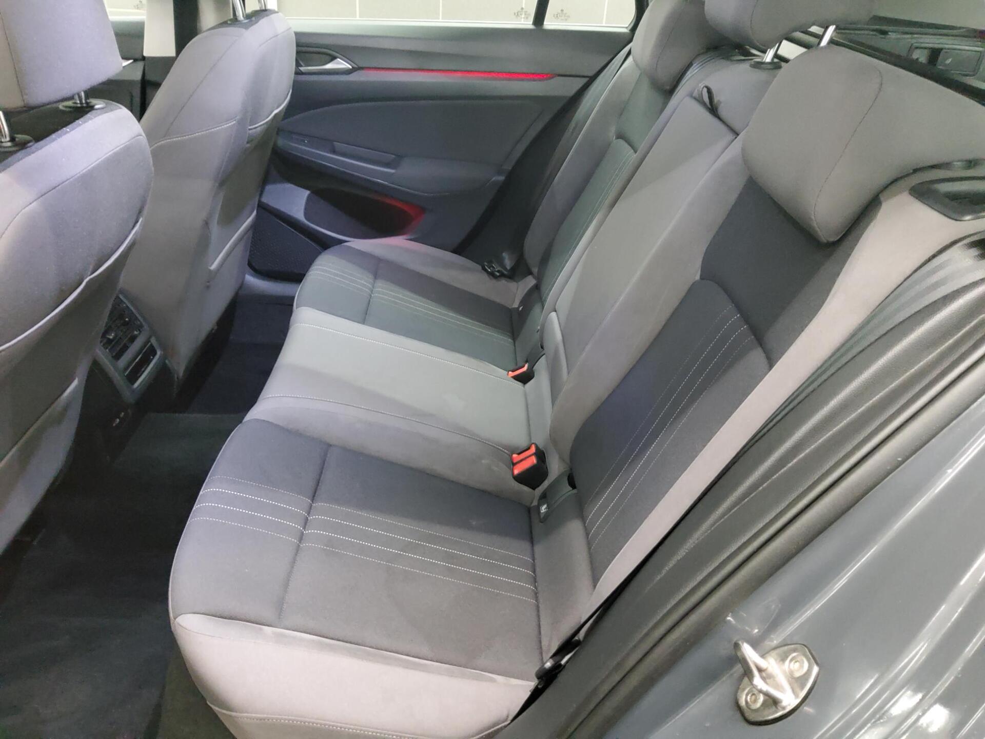 Volkswagen Golf-8 Alltrack 2.0 TDI 4M Navi LED AID HuD RFK 13