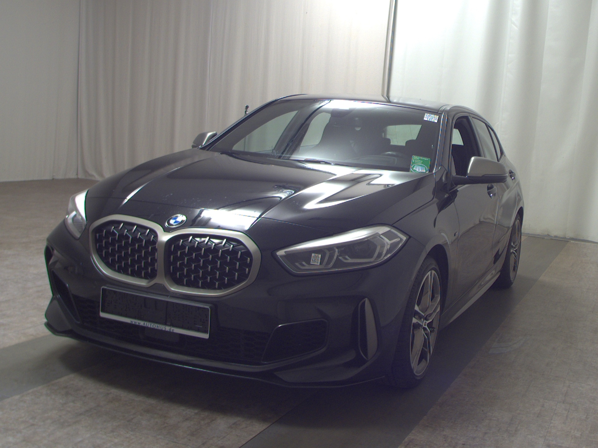 BMW M135i xDr M-Sitze Leder HuD Harman-Kardon LC pro 2