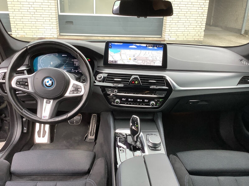 BMW 530e Touring M-Sport T-LEDER KLIMAAUT LED SPORTSITZE SHZ 5