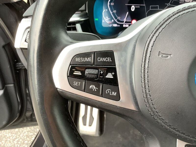 BMW 530e Touring M-Sport T-LEDER KLIMAAUT LED SPORTSITZE SHZ 12