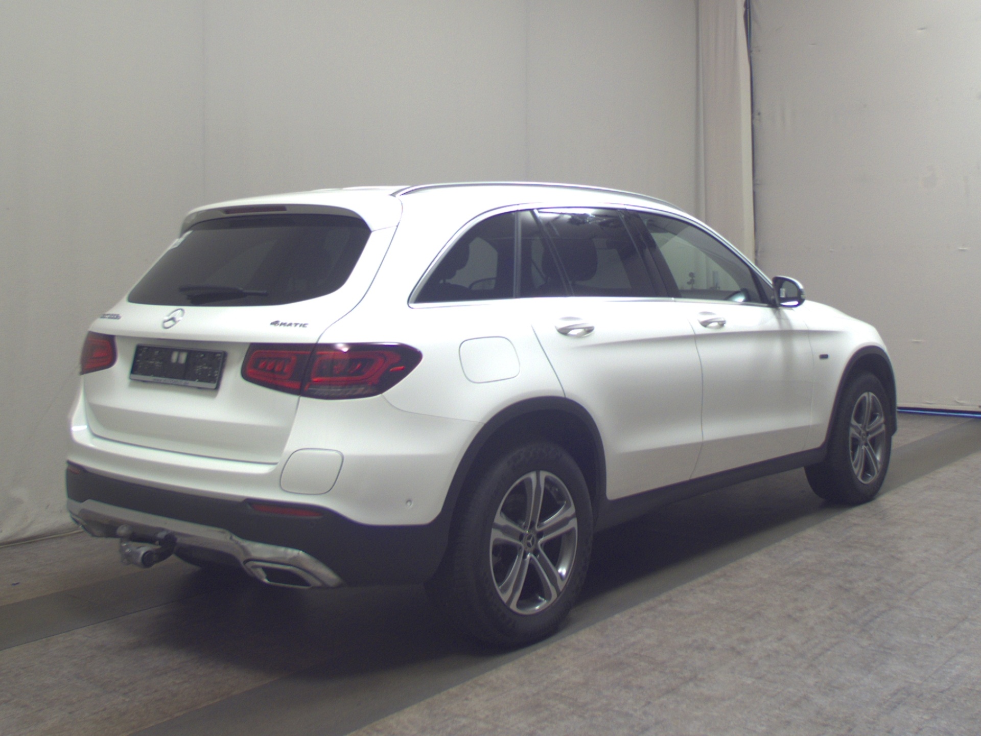 Mercedes-Benz GLC 300 e 4M T-Leder Navi LED RFK AHK Distronic+ 4