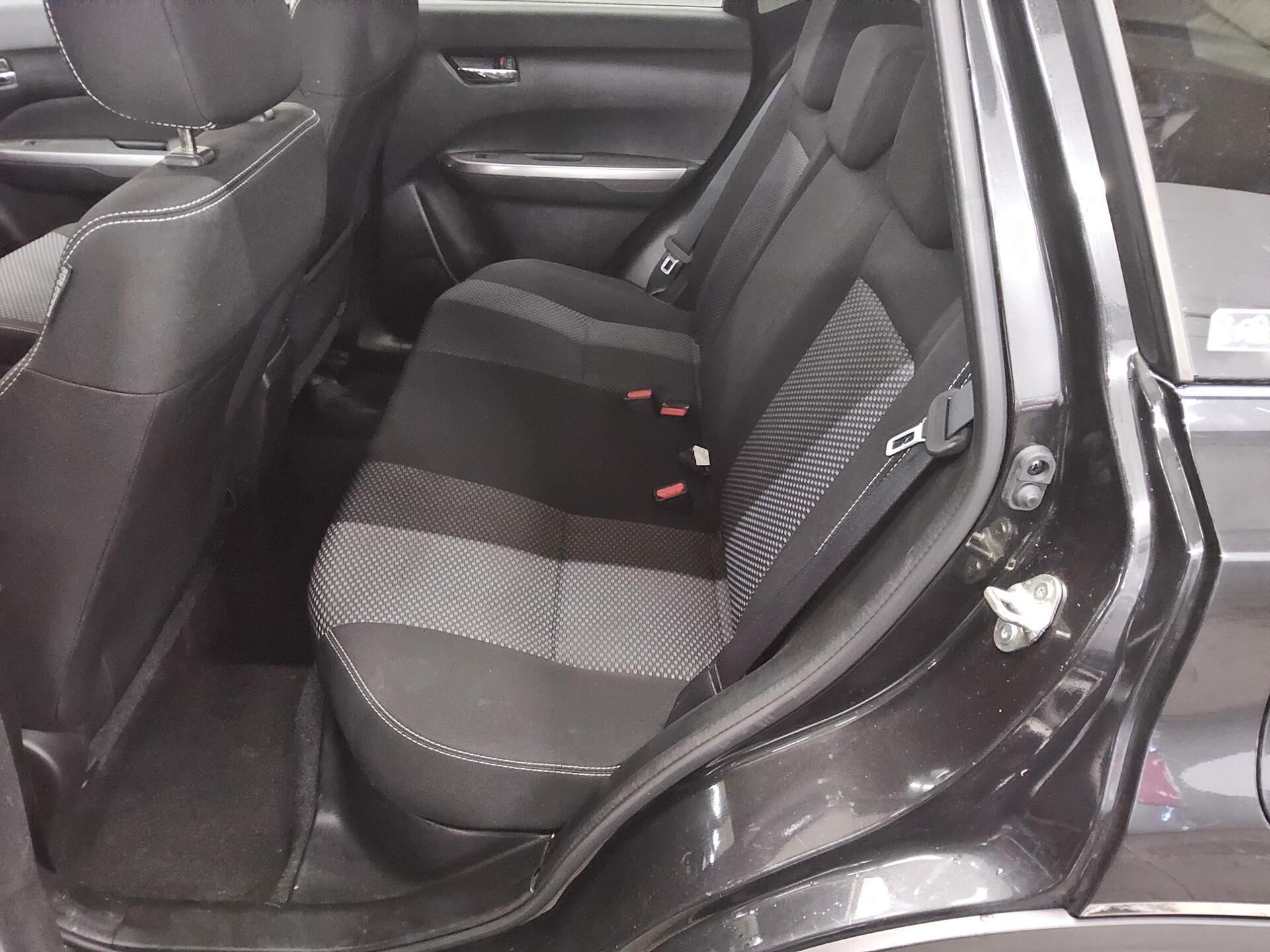 Suzuki Vitara 1.4 Active AHK LED SHZ ACC 13