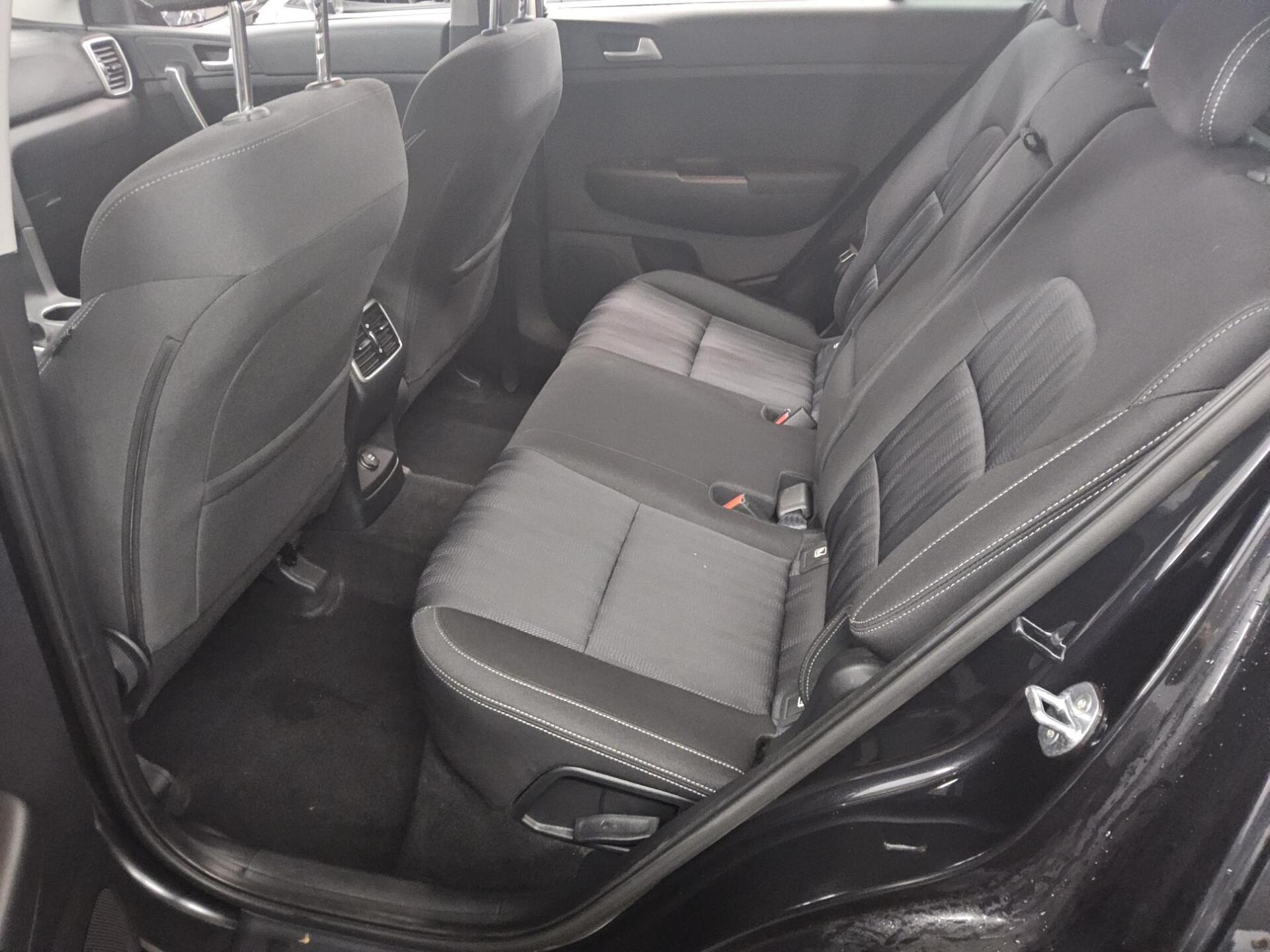 Kia Sportage 1.6 CRDI Navi Shz Rückfahrkamera 12