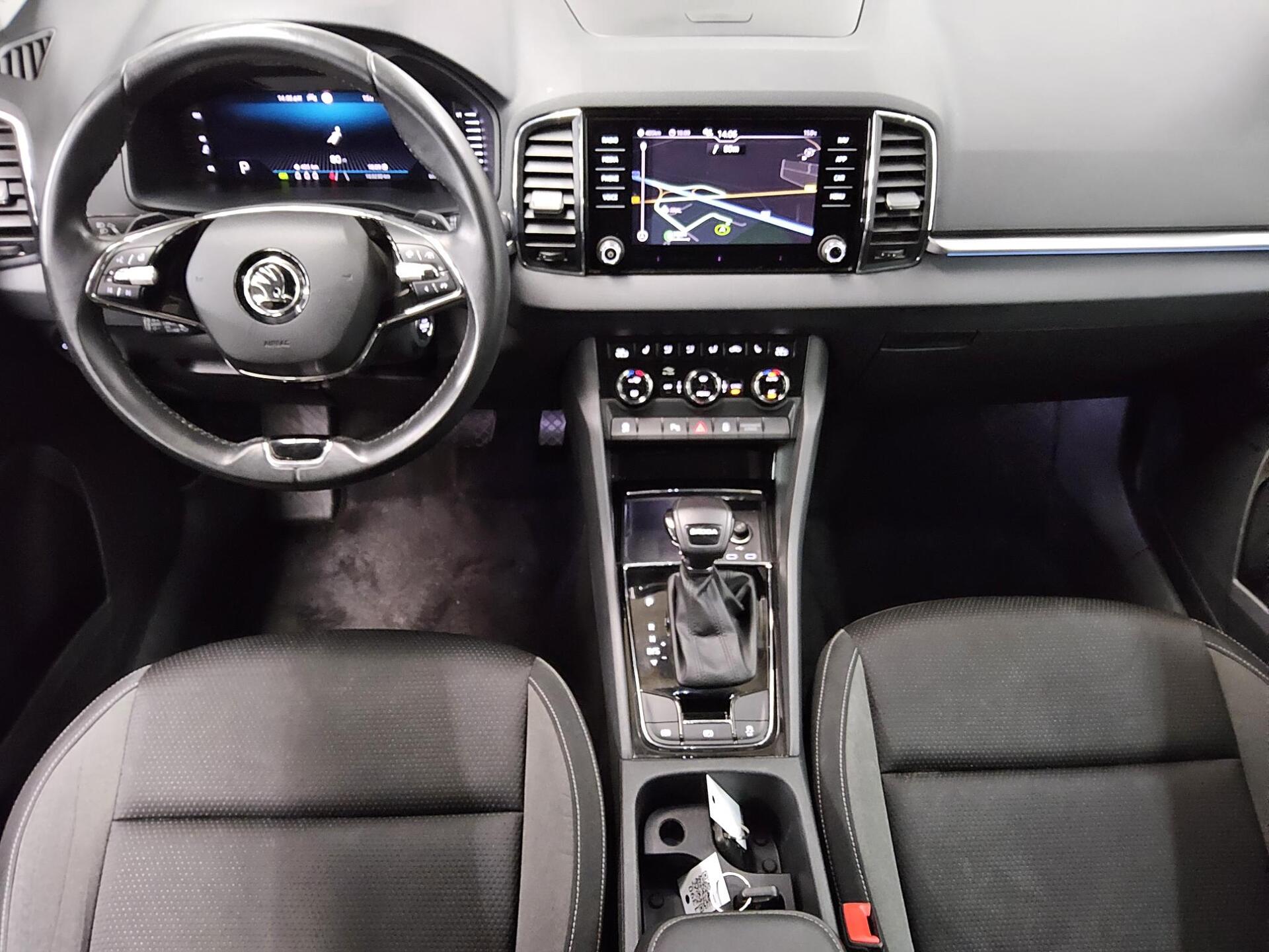 Skoda Karoq 2.0 TDI Tour Navi LED vc RFK ACC 4xShz 5
