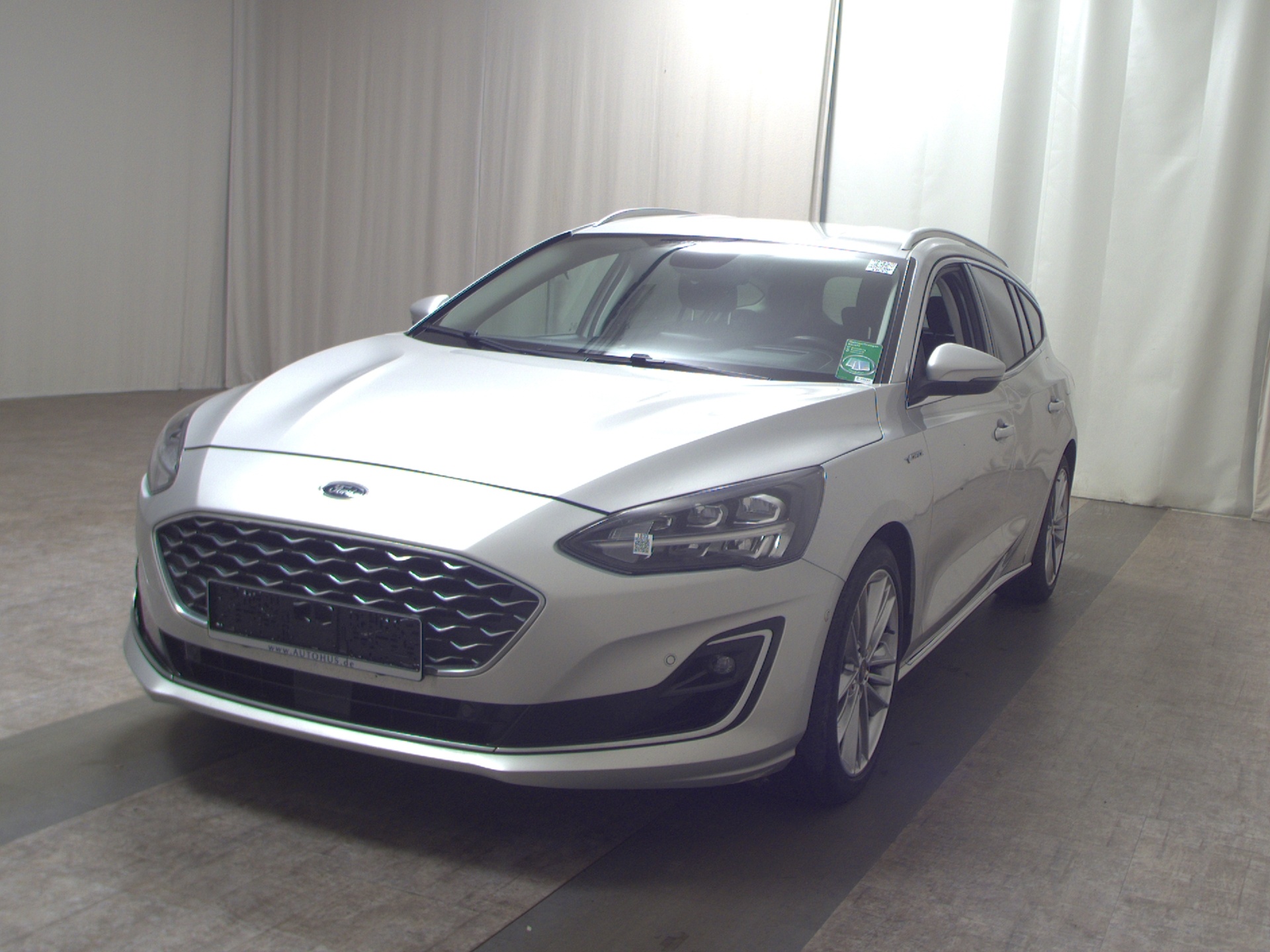 Ford Focus Turnier 1.5 EB Vignale Navi LED Leder B&O 2