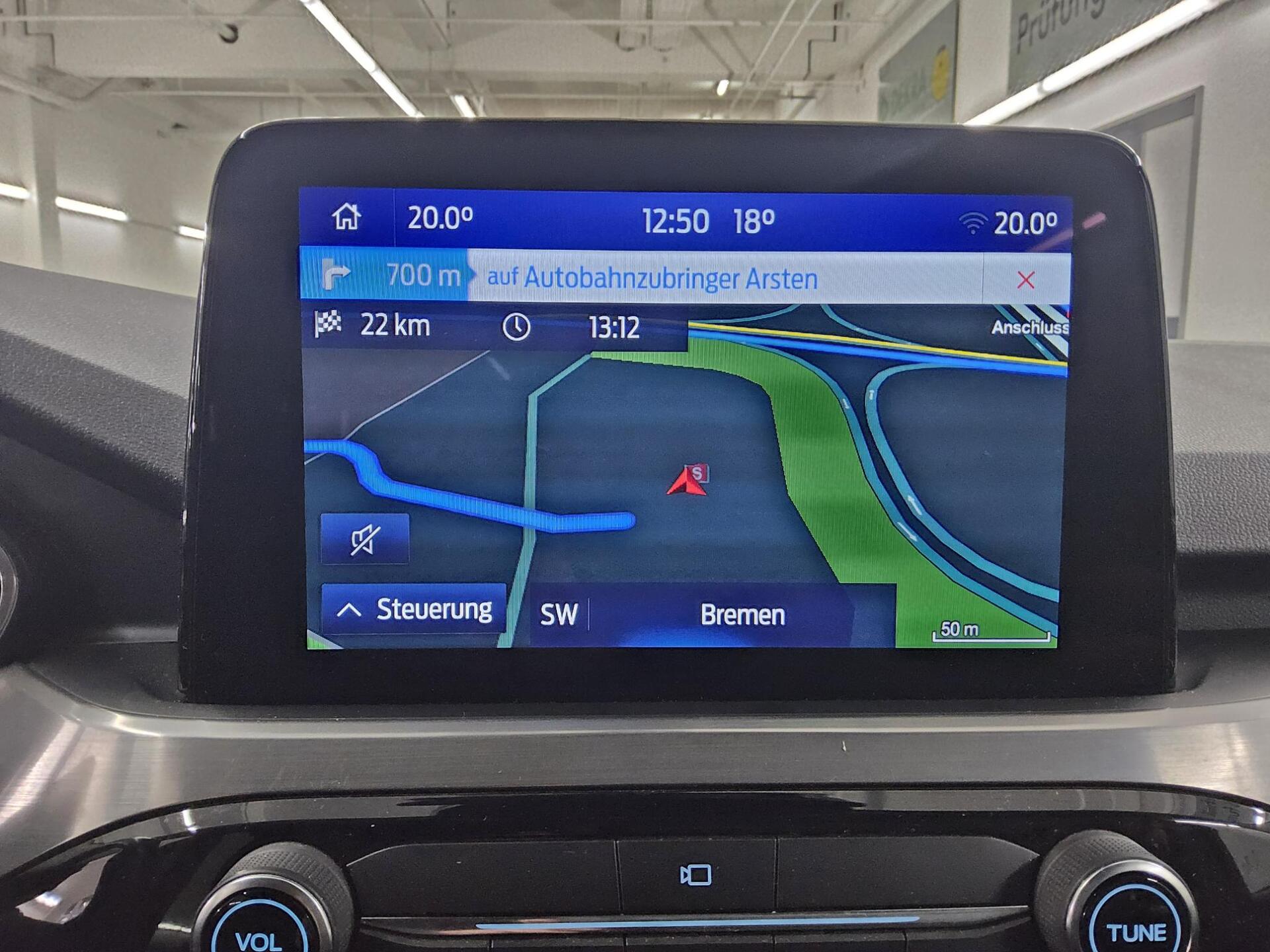 Ford Kuga 2.0 EB Titanium Navi virtual AHK ACC 7