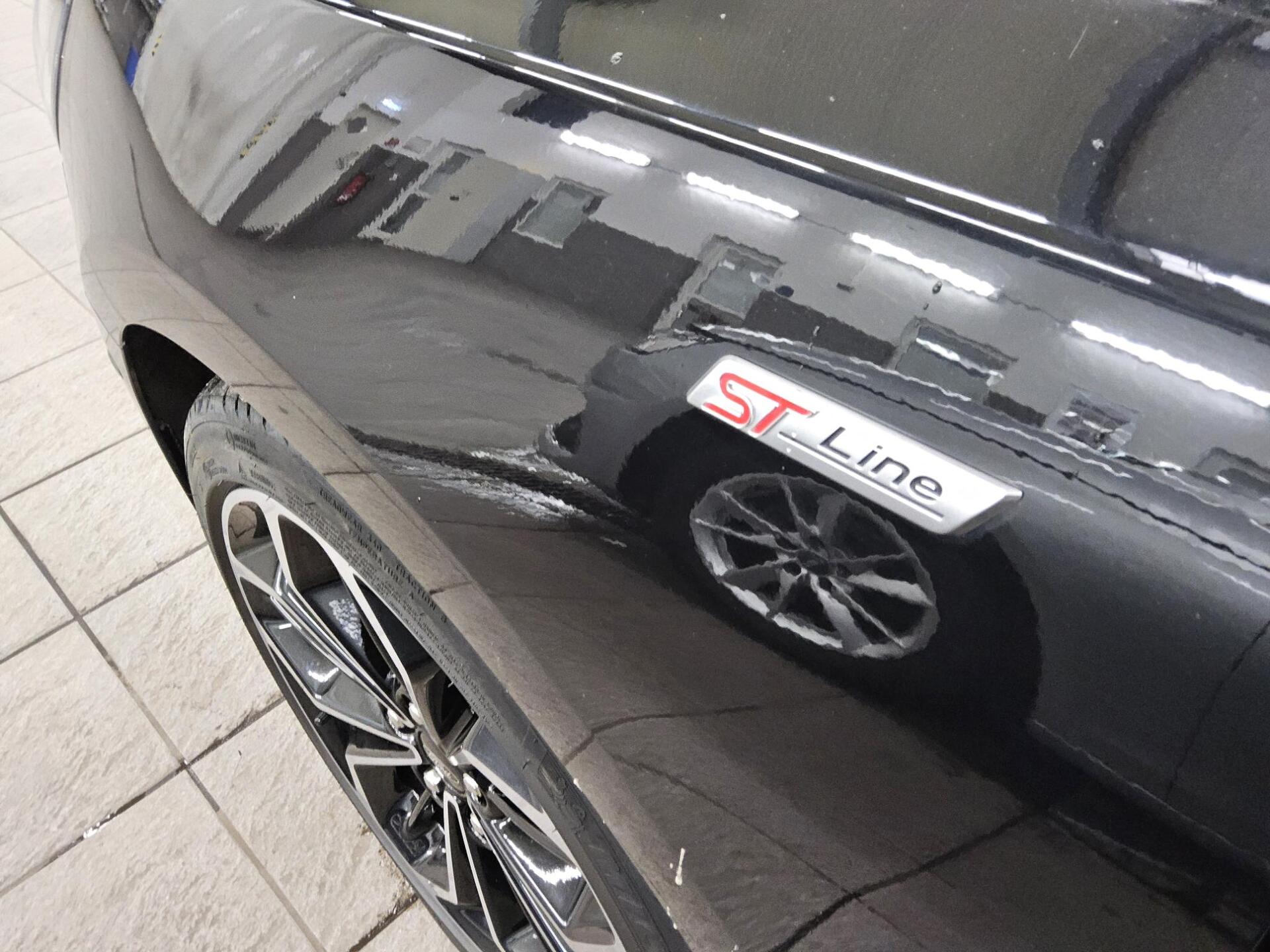 Ford Focus 2.0 EB ST-Line Navi LED B&O ACC RFK 11