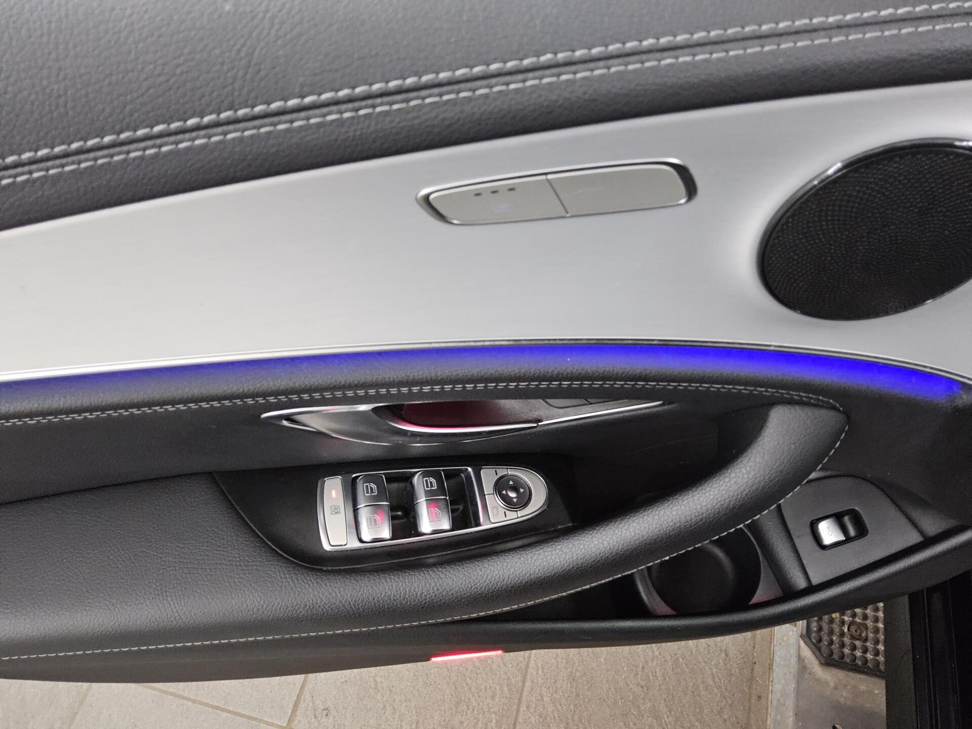 Mercedes-Benz E 220 T d AMG-Line Night Navi LED Widescreen RFK 10