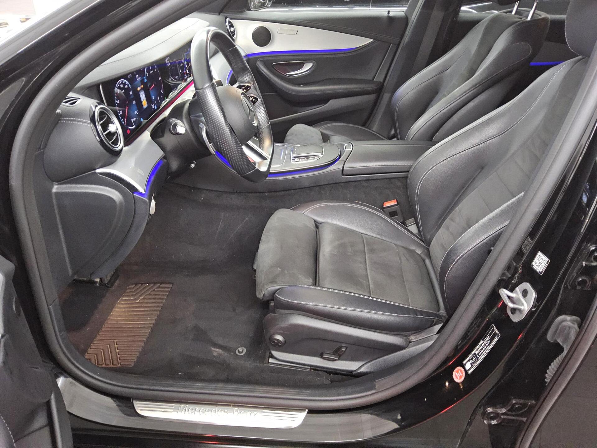 Mercedes-Benz E 220 T d AMG-Line Night Navi LED Widescreen RFK 9