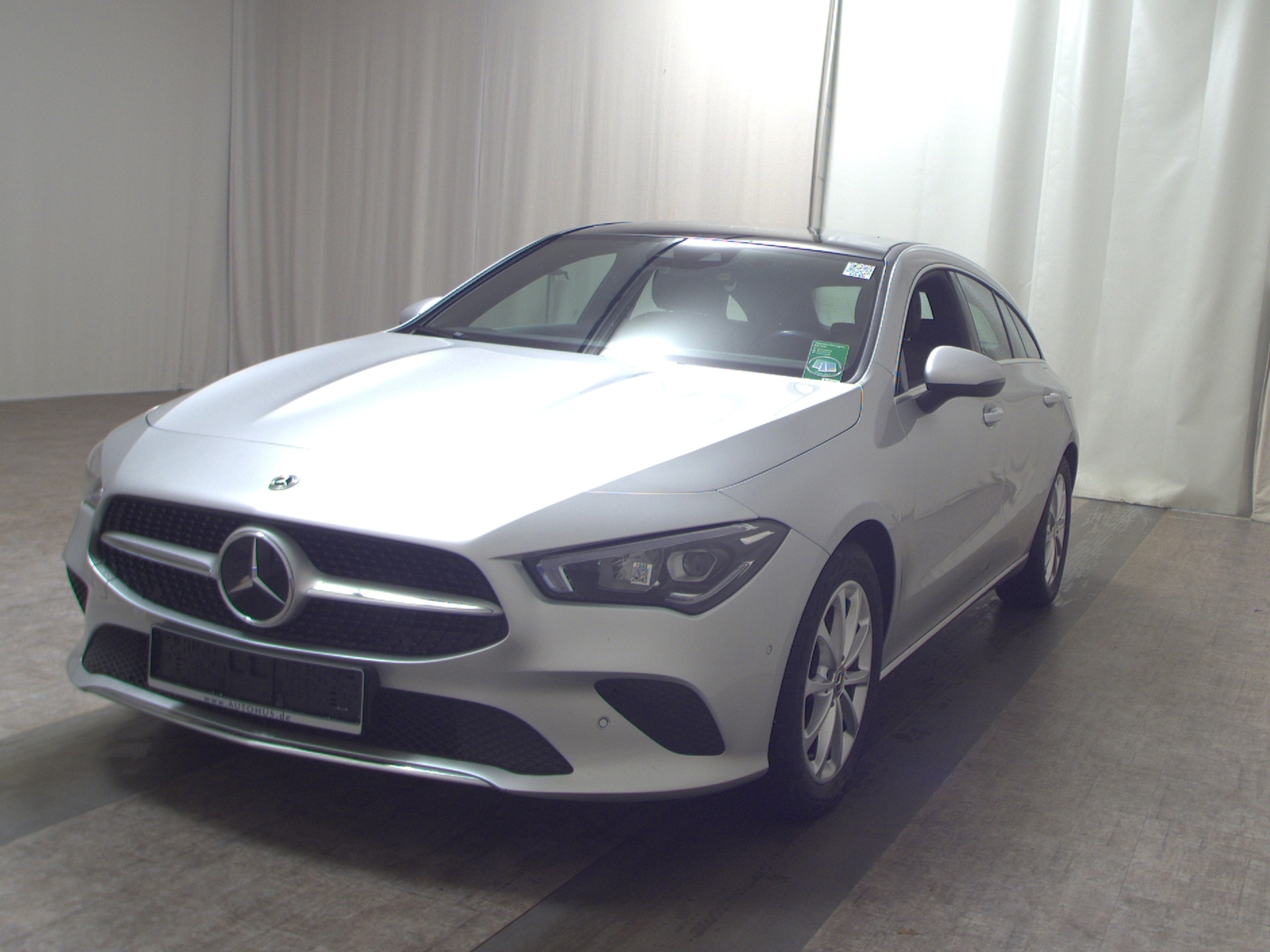 Mercedes-Benz CLA 220 SB d Progressive Navi LED MBUX Pano AHK 2