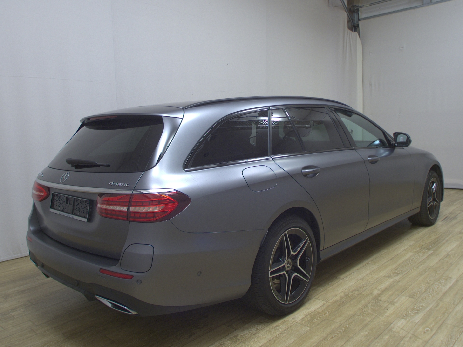 Mercedes-Benz E 300 T de 4M AMG-Line Navi Widescreen Pano HuD 4