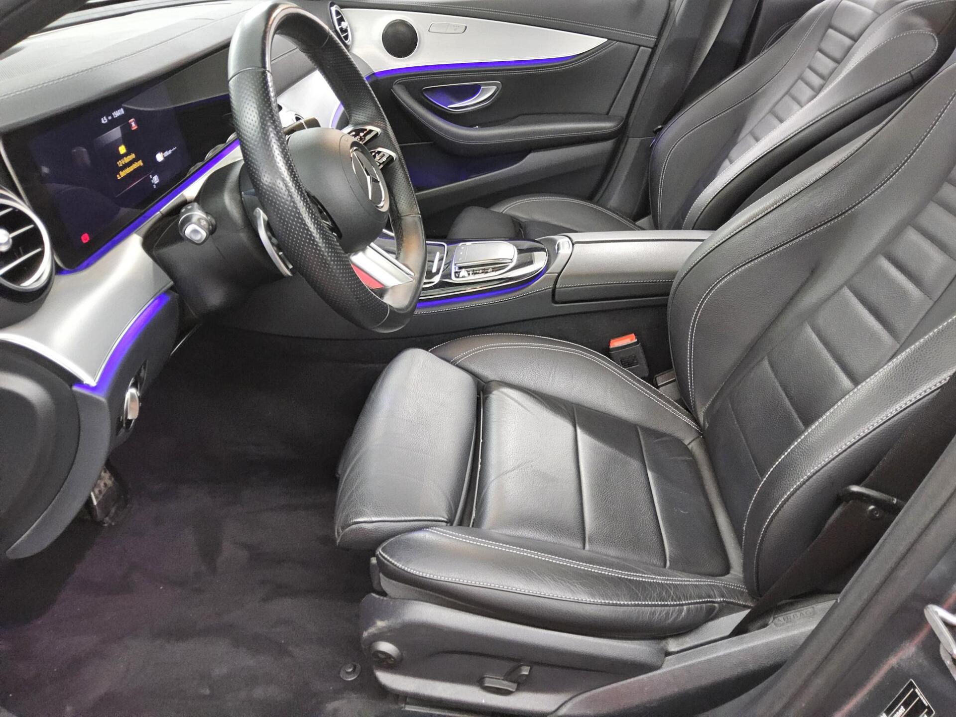 Mercedes-Benz E 300 T de 4M AMG-Line Navi Widescreen Pano HuD 9