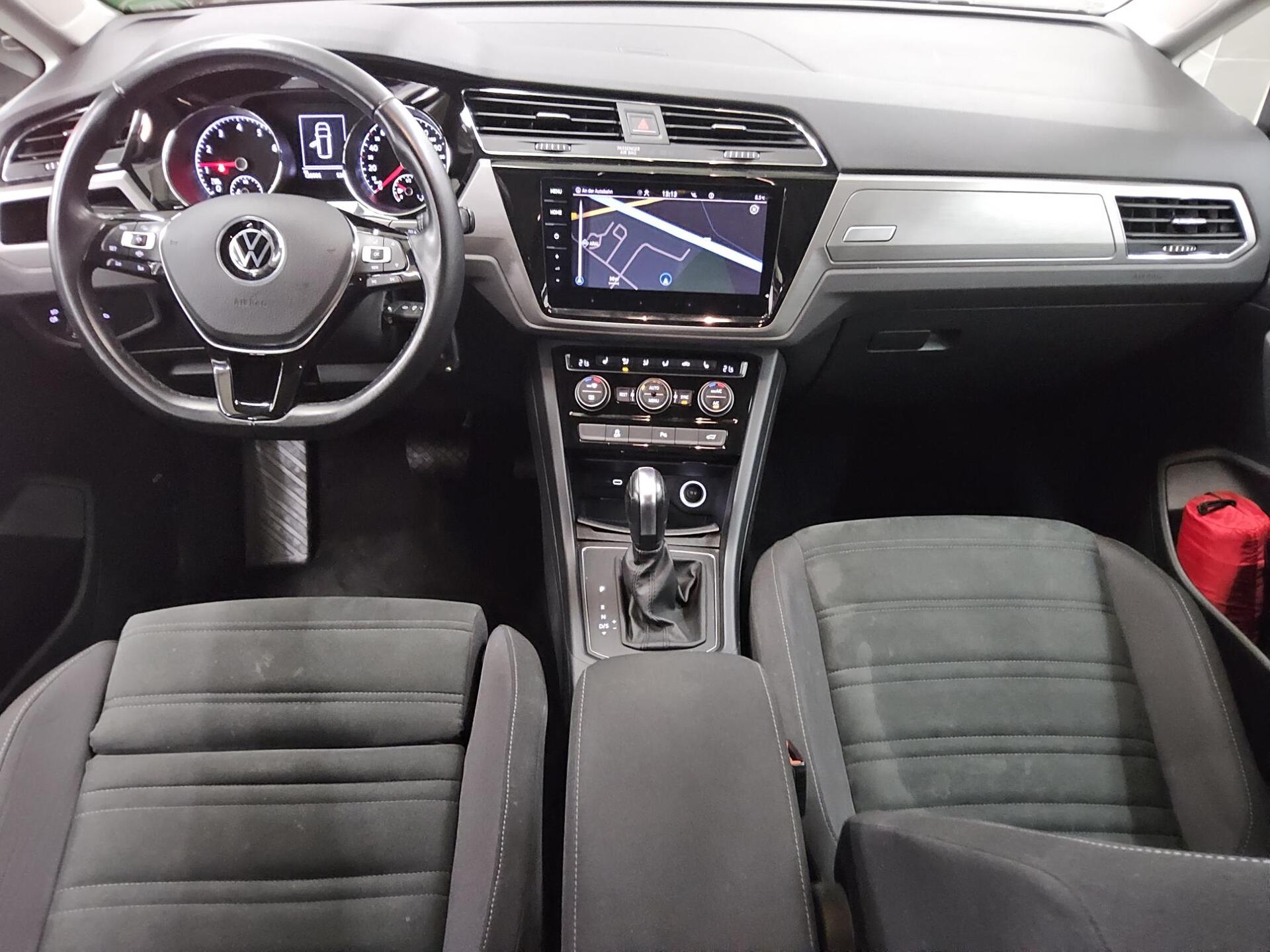 Volkswagen Touran 1.5 TSI Comf. Navi LED RFK ACC 5