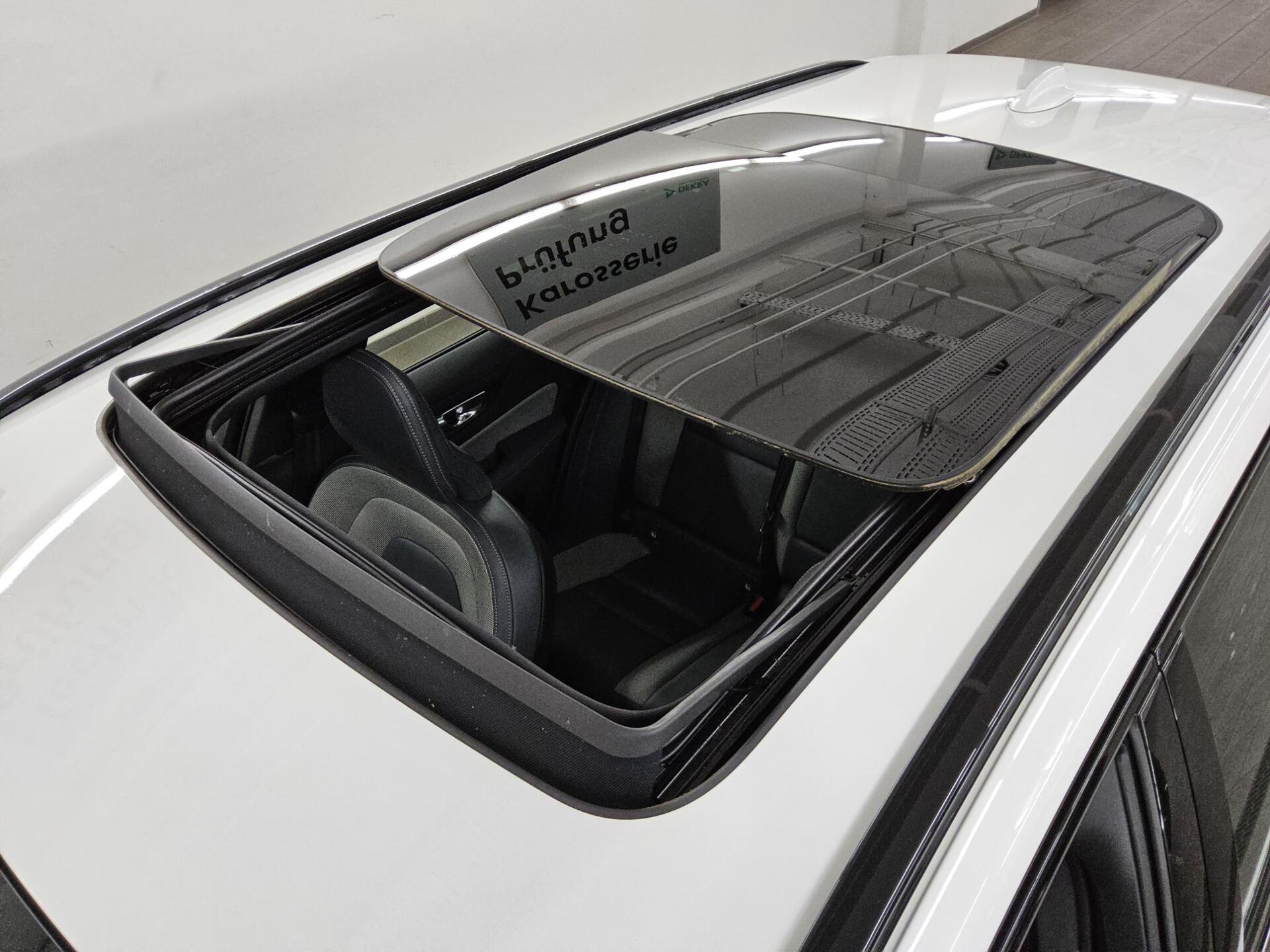Volvo V60 T6 AWD R-Design T-Leder Navi LED Pano 4xShz 13