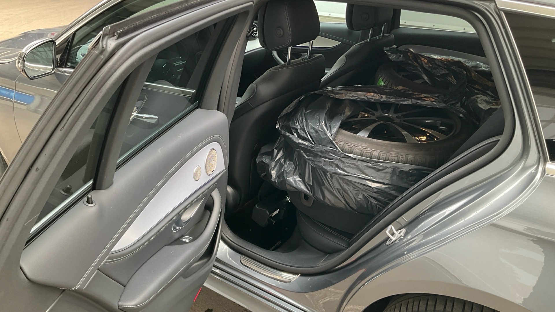 Mercedes-Benz E 300 T de AMG-Line Leder Navi LED Widescreen 8