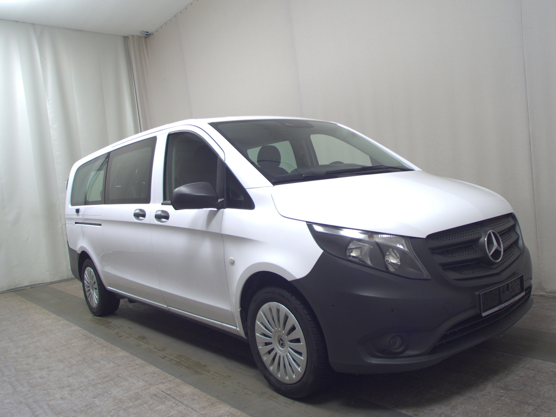 Mercedes-Benz Vito Tourer 114 CDI Pro extralang 8-Sitze Leder 3
