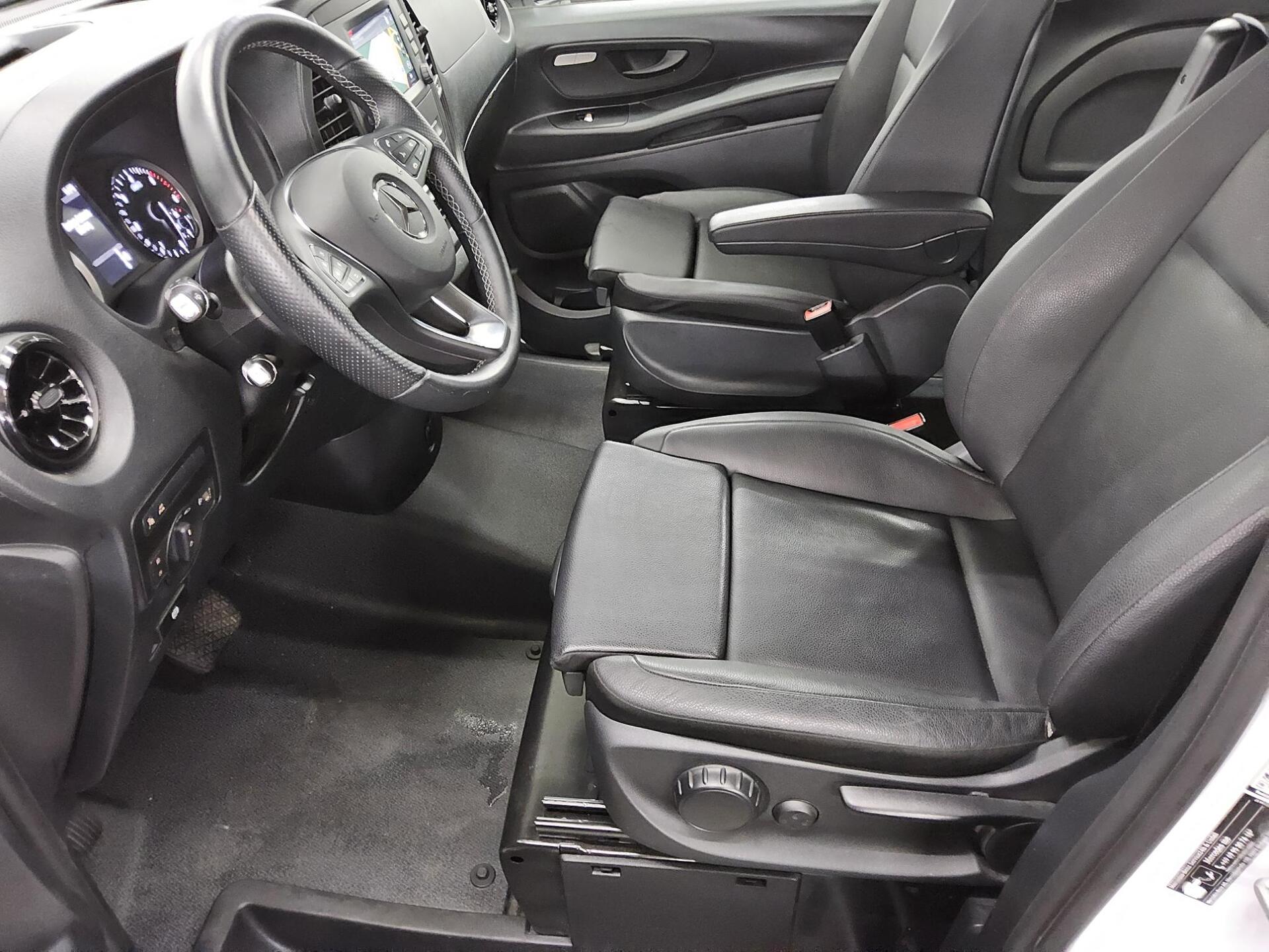 Mercedes-Benz Vito Tourer 114 CDI Pro extralang 8-Sitze Leder 8