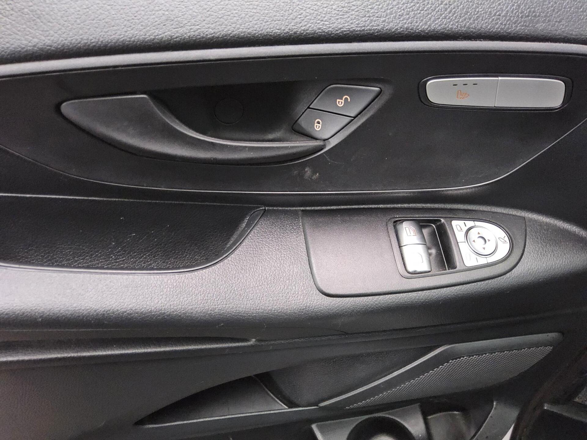 Mercedes-Benz Vito Tourer 114 CDI Pro extralang 8-Sitze Leder 9