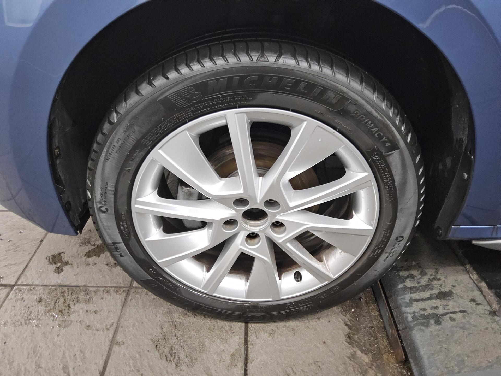 Skoda Kamiq 1.0 TSI Style Navi LED Virtual Pano RFK 11